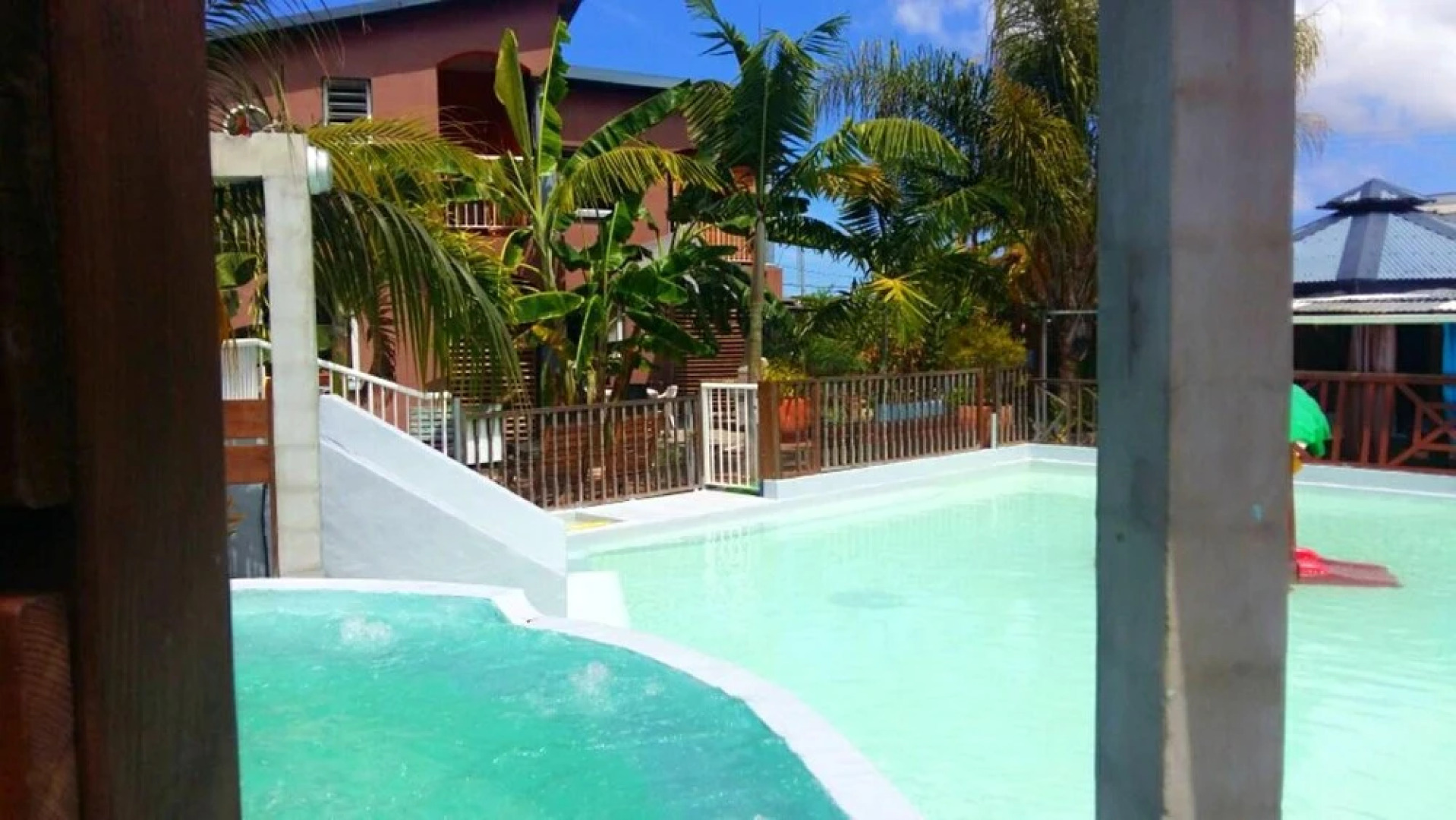 Apartment With 2 Bedrooms in Avirons, With Pool Access, Enclosed Garde