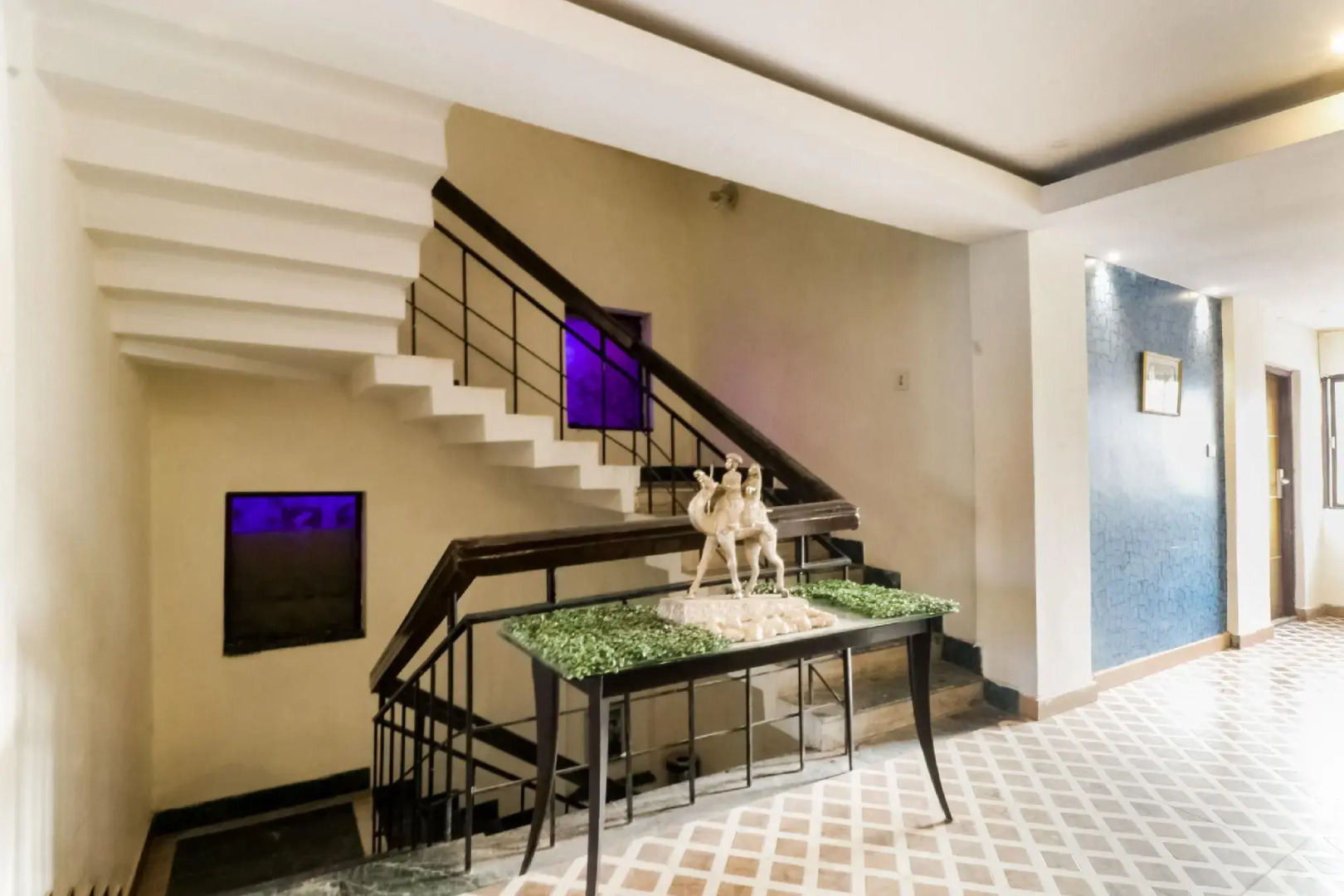 Capital O 49194 Hotel Sungreen