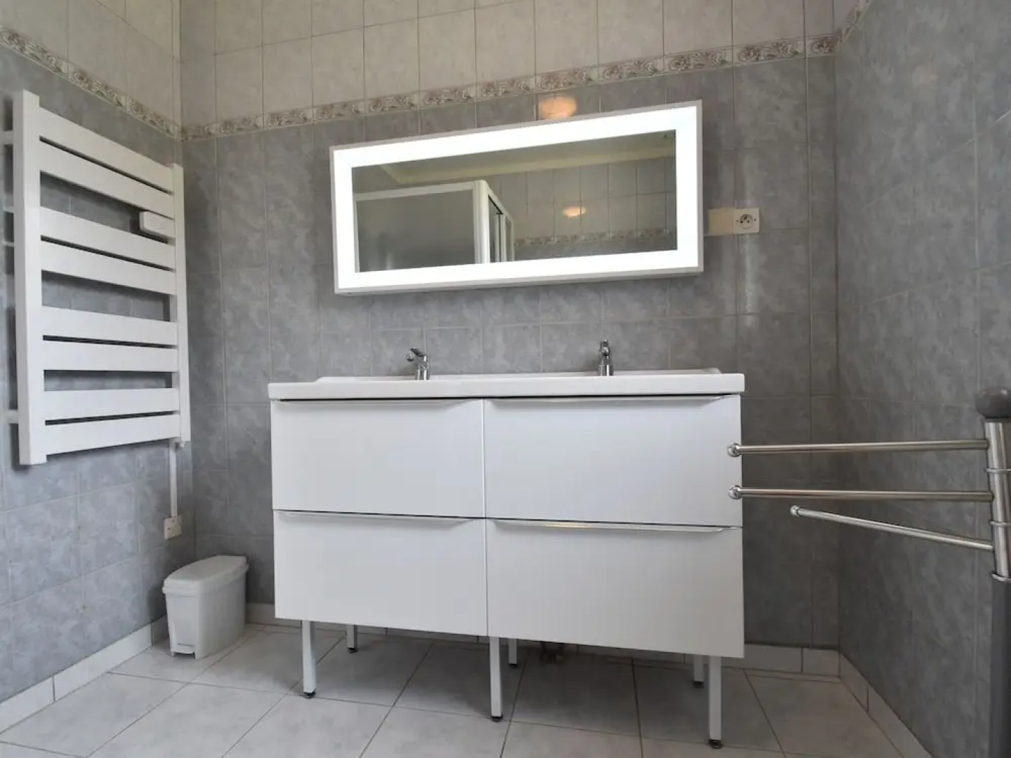 Secluded Holiday Home in Surville With Garden & Centre Nearby