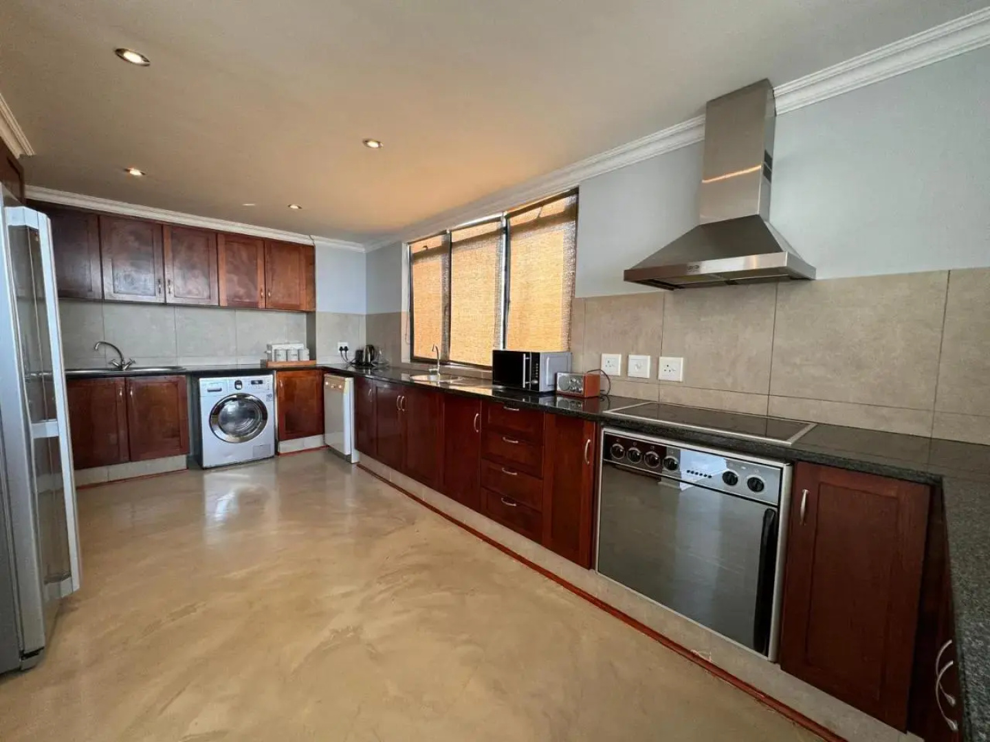 Accommodation Front - Loft Waterfront Penthouse with Ocean Views