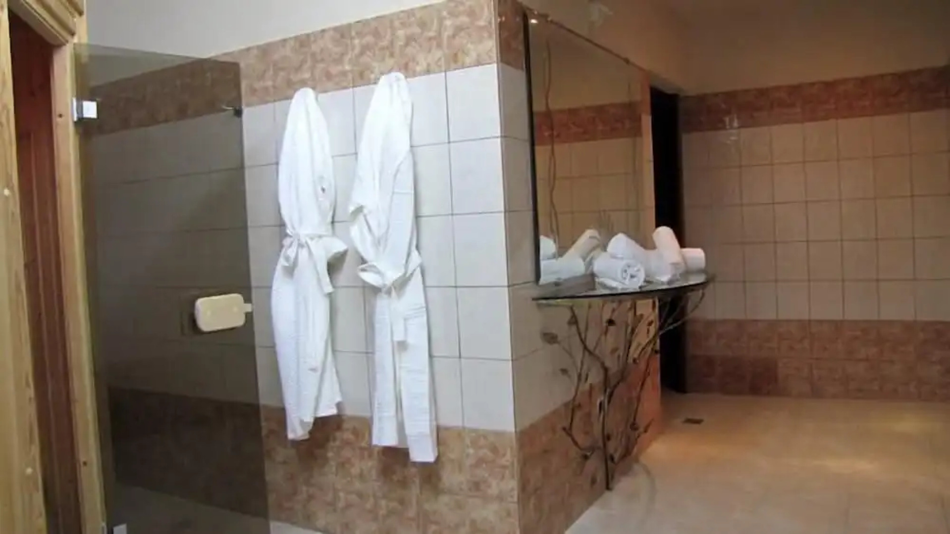 Palirria Hotel & Studios