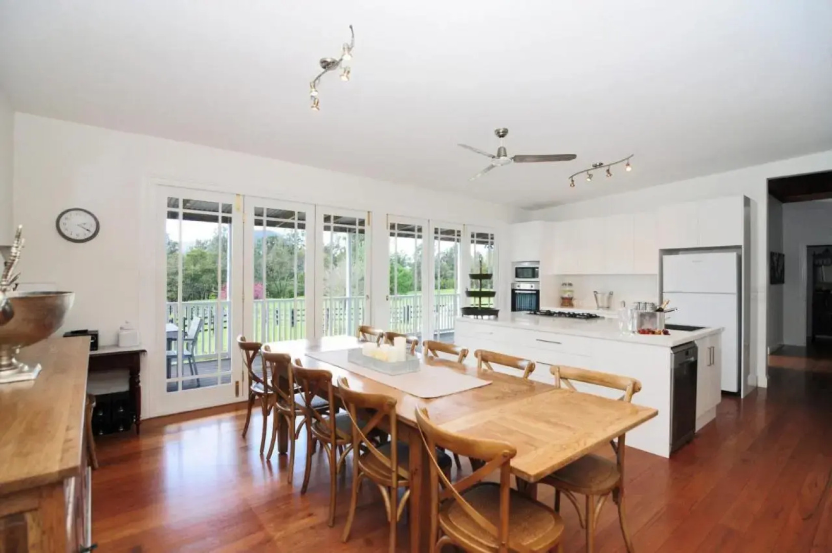 Rivermist - Luxury 6 bedrooms & 6 bathrooms!