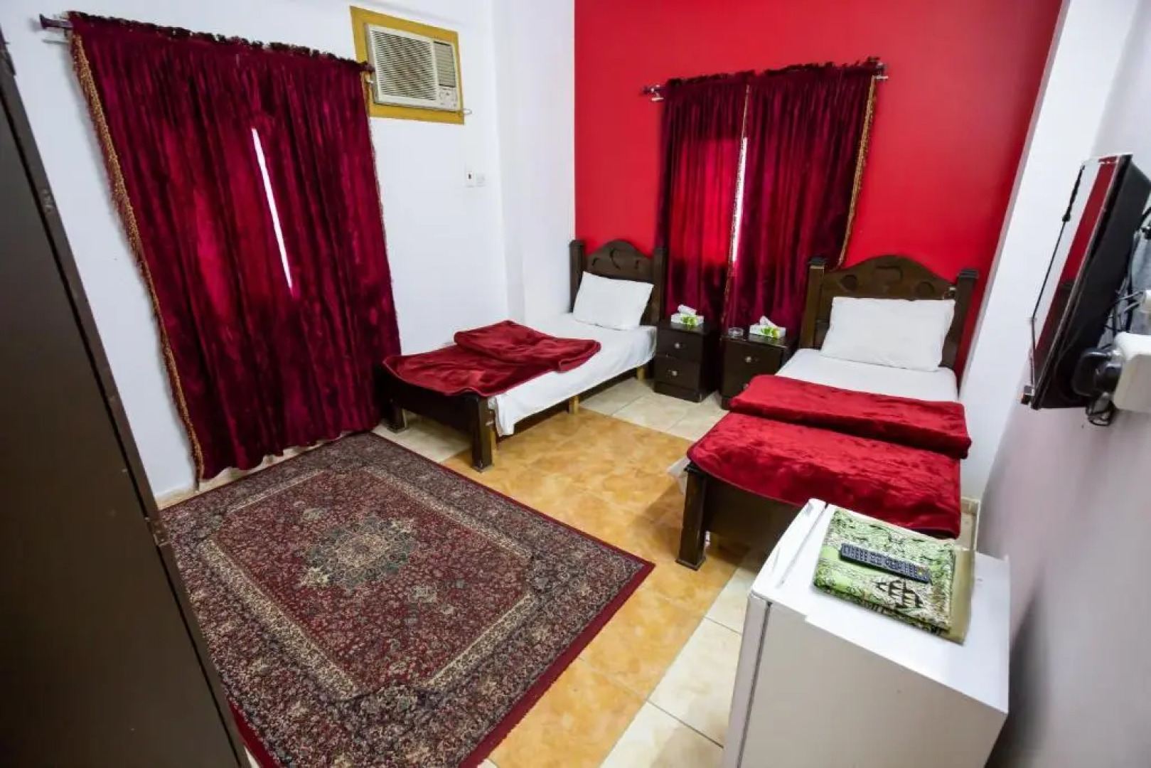 العييري للوحدات المفروشة الباحة 1