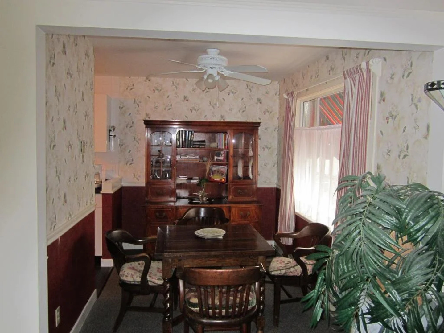 Heathergate Cottage and Suites