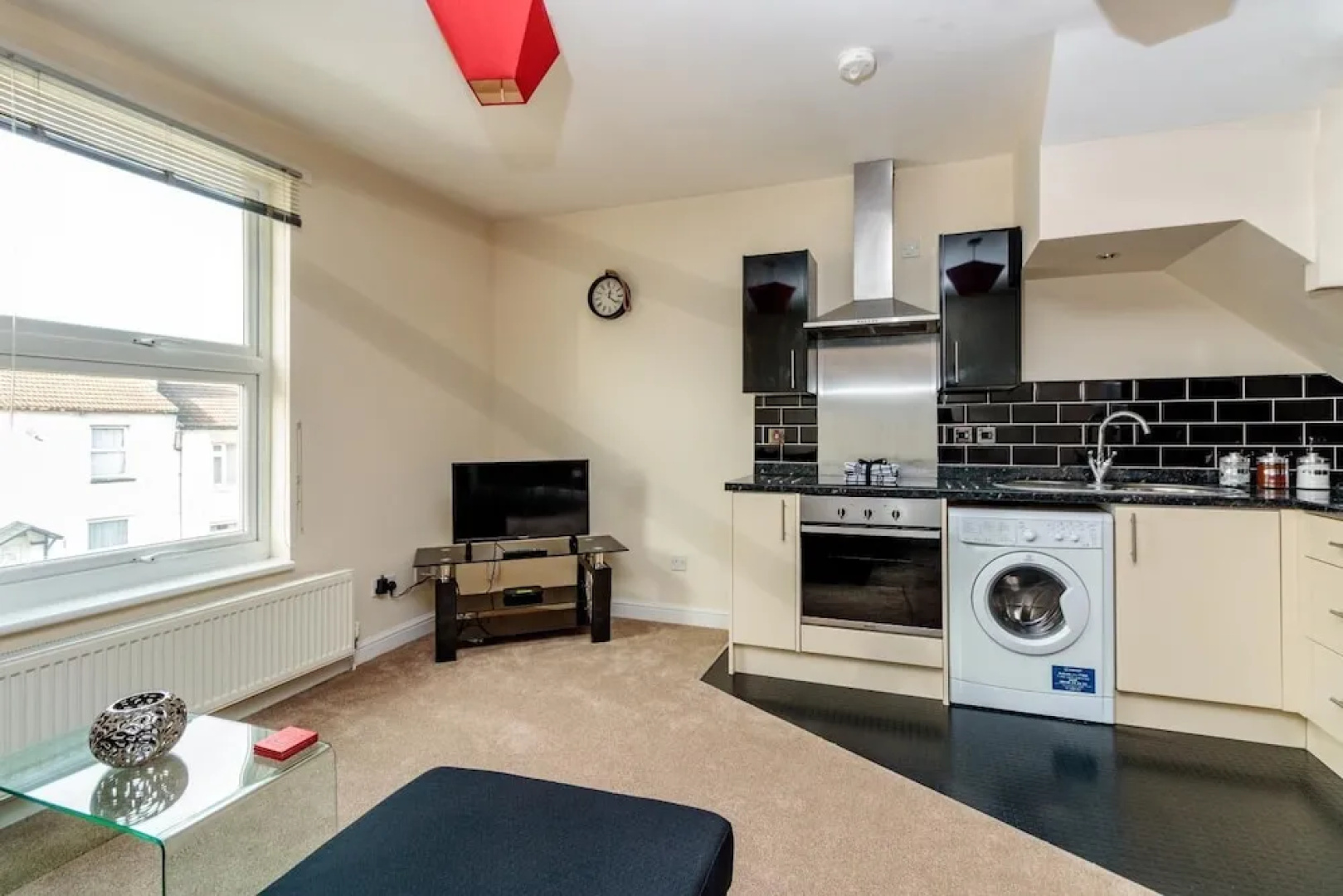 Spacious 2-Floor Apartment - Gardiner Street
