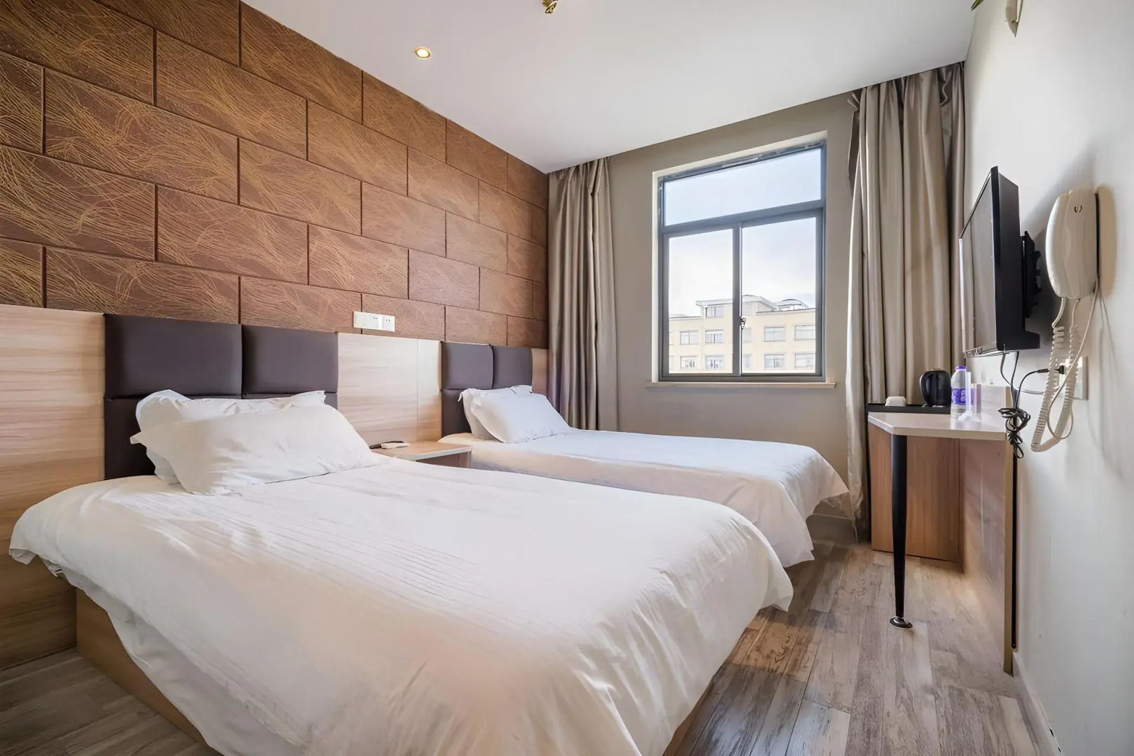 Shanghai xiannuo luxury hotel