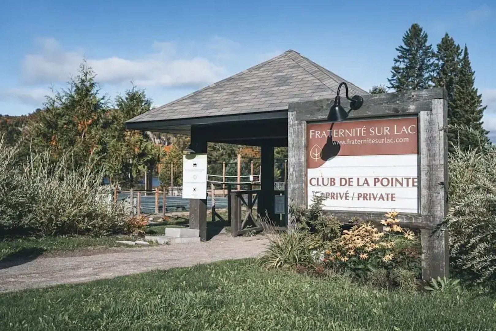 Naro Cabin in Laurentides