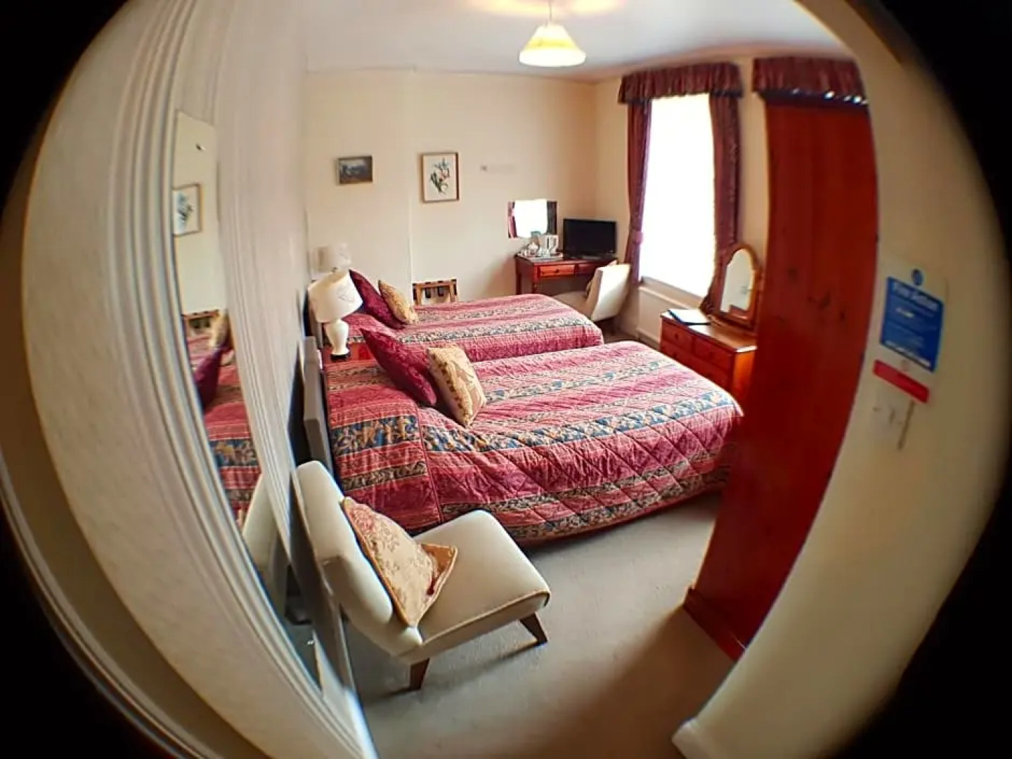 White House Country Inn