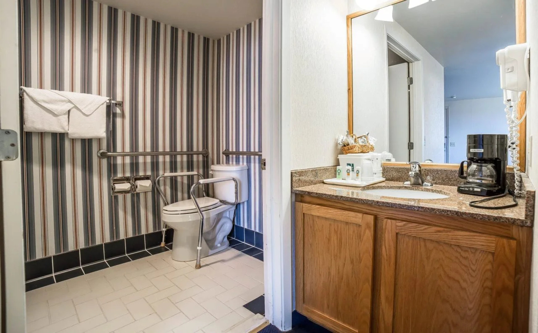 America's Best Value Inn Sandpoint