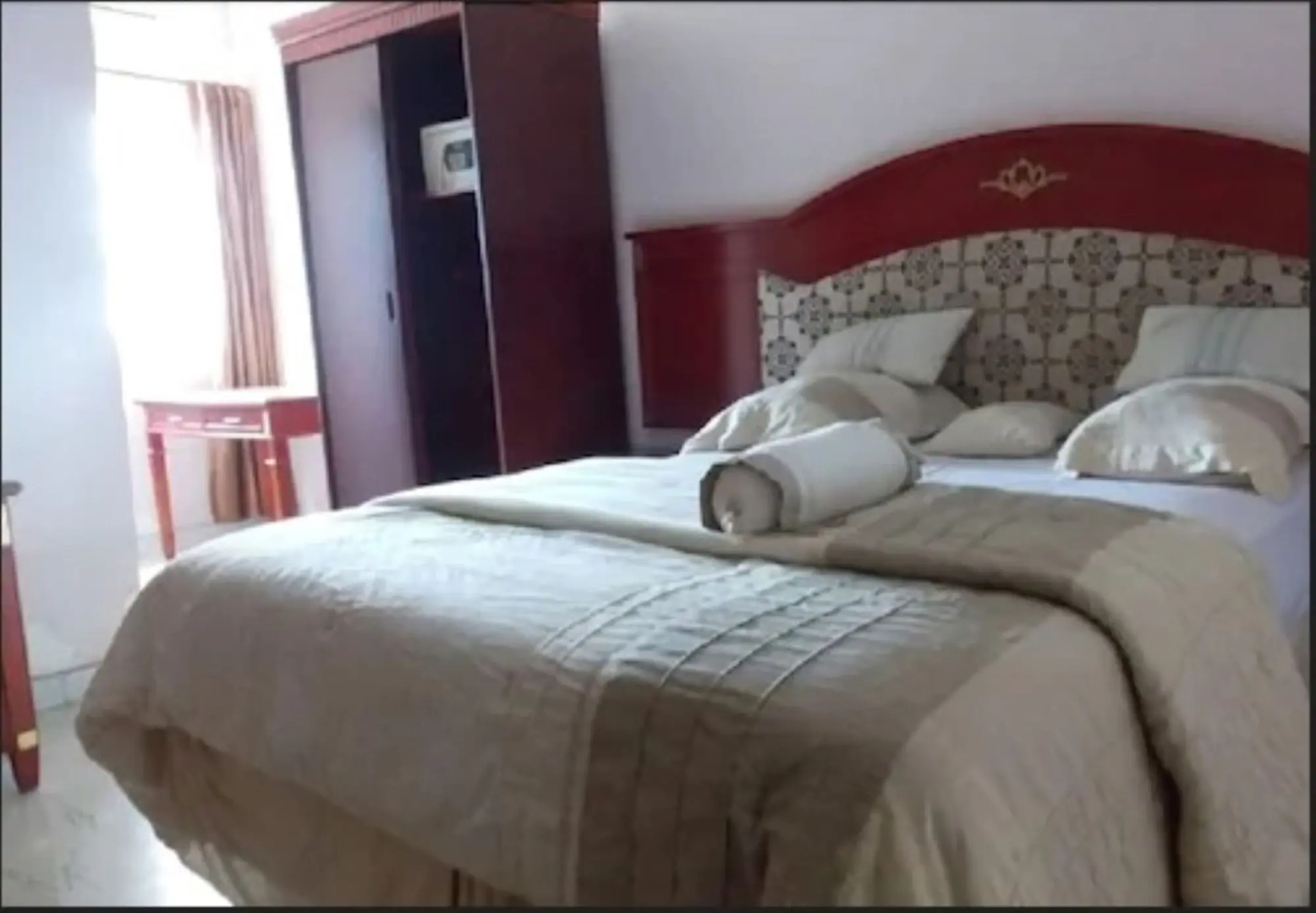 Gade Place Hotel