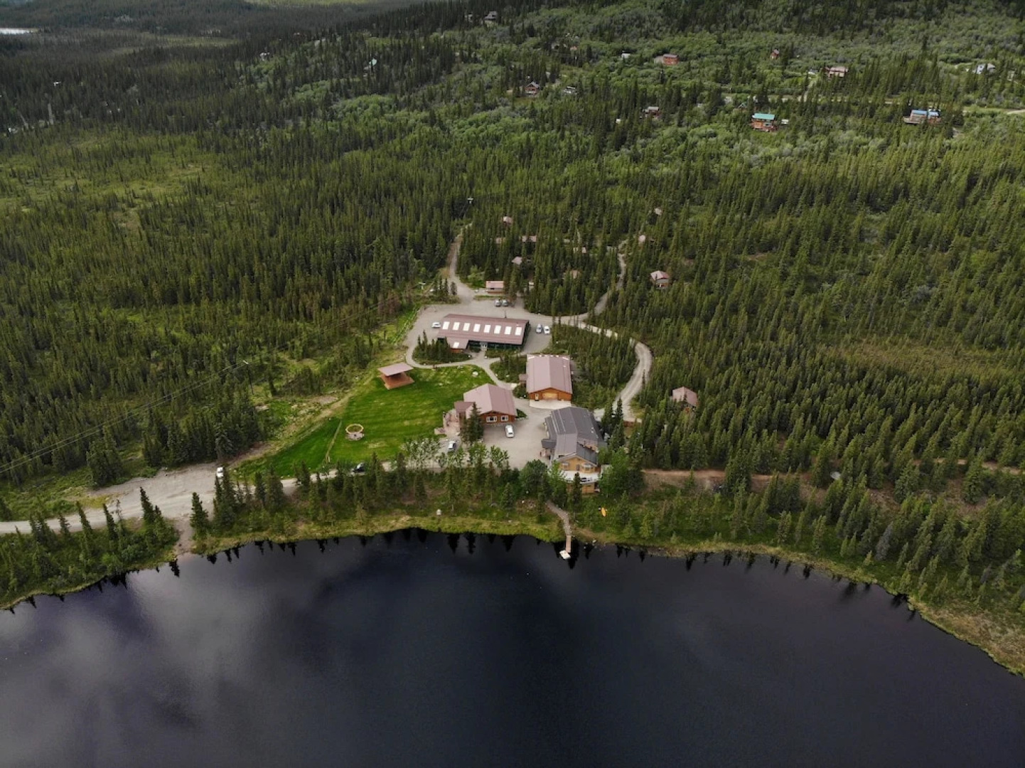 Tonglen Lake Lodge