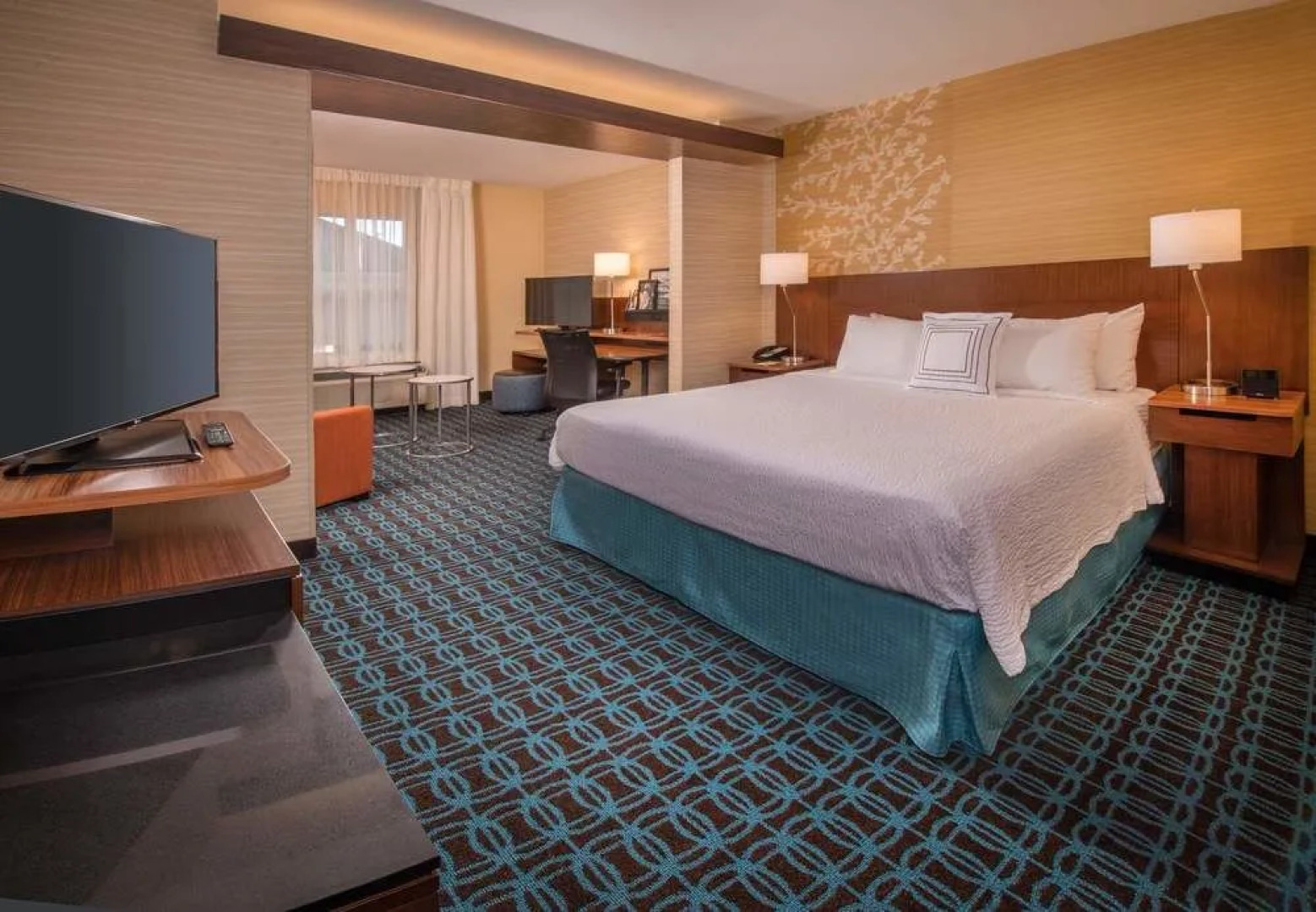 Fairfield Inn & Suites Easton