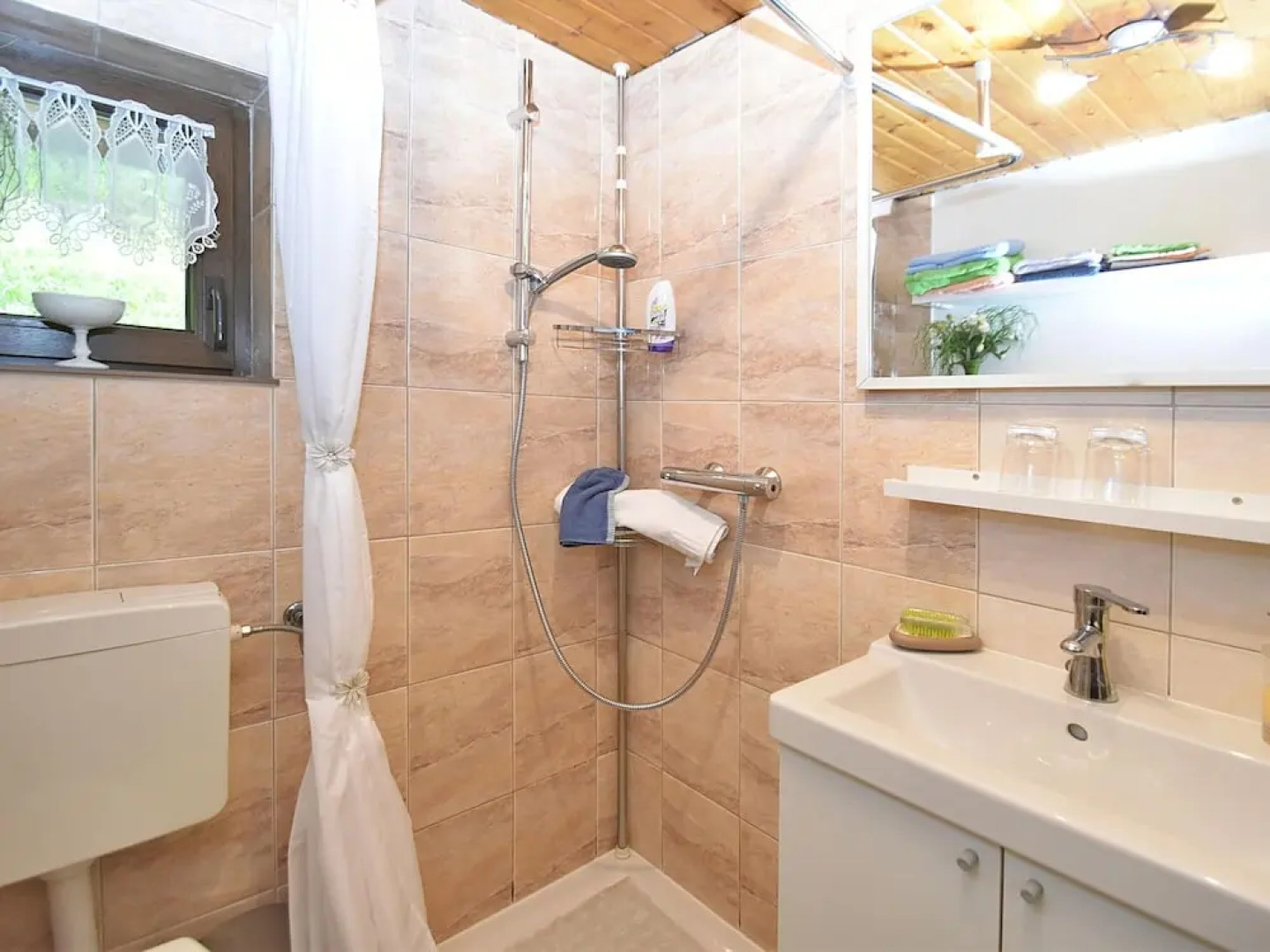 Quiet Getaway Near Ilmenau