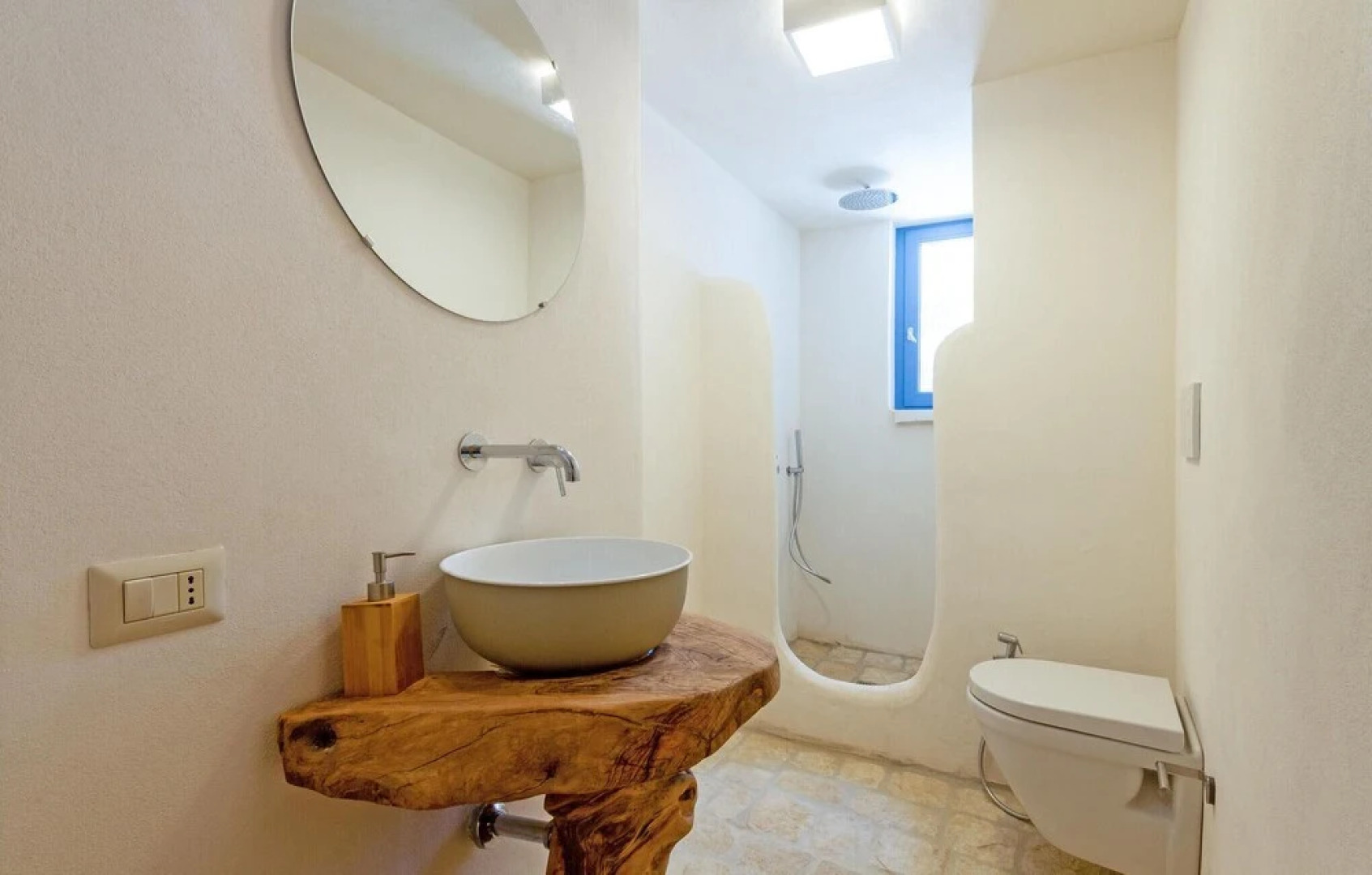 Amazing Home in Ostuni -br- With Wifi, Private Swimming Pool and Outdoor Swimming Pool