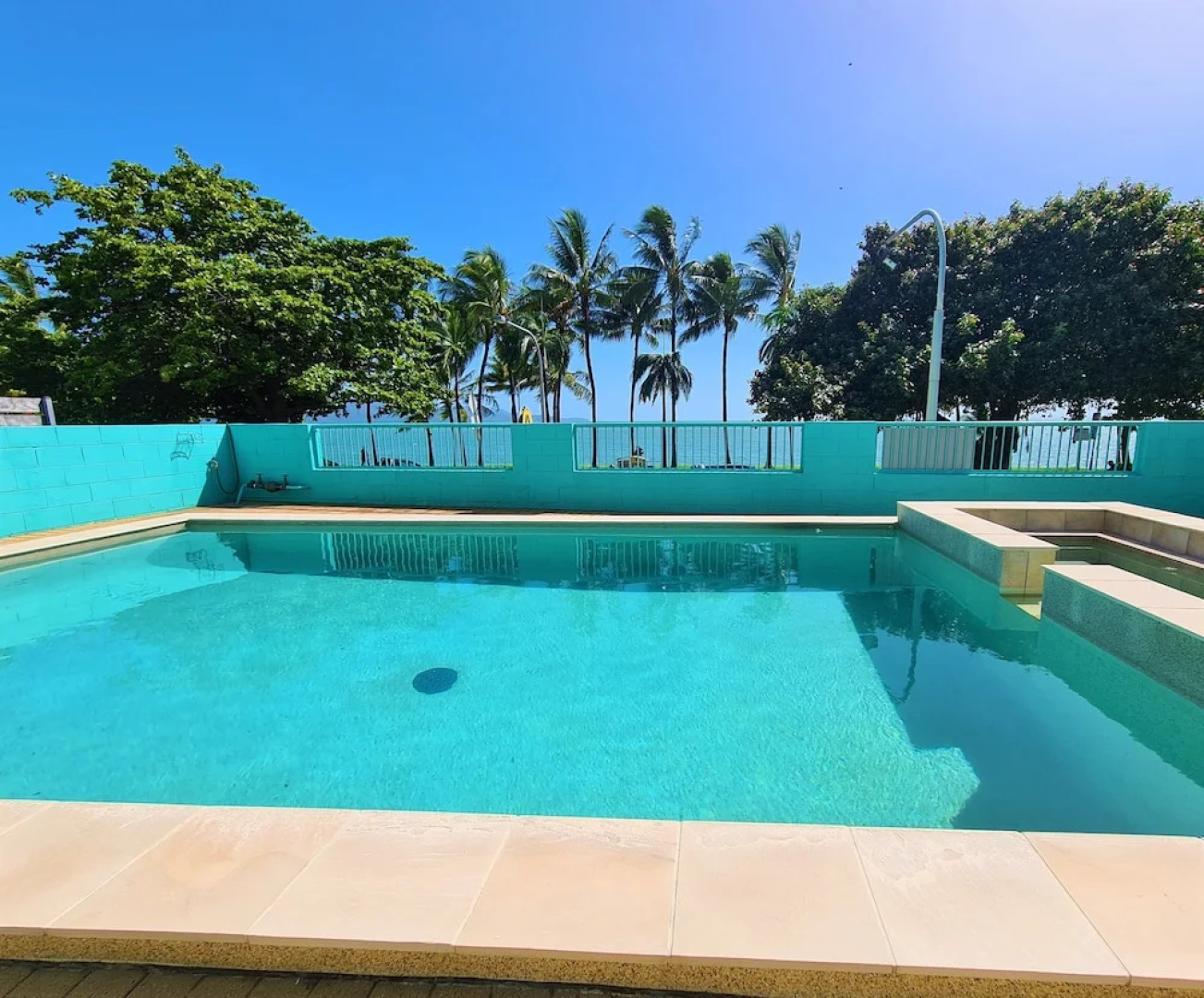 Townsville Seaside Apartments