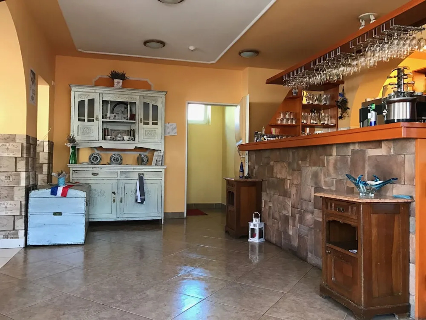 Petit Normandi Bistro  Panzi