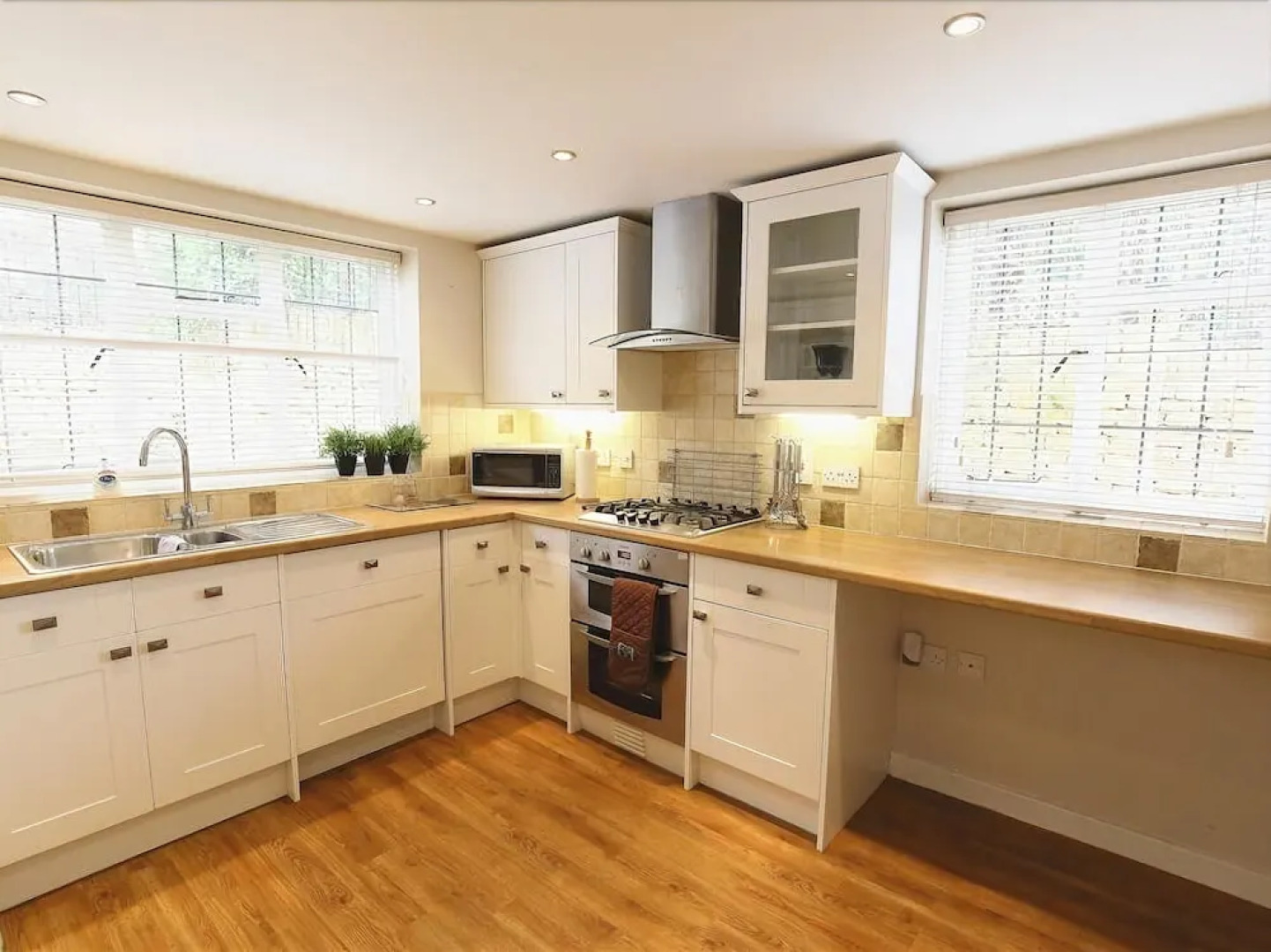 1 Church Cottages, CHIPPING CAMPDEN