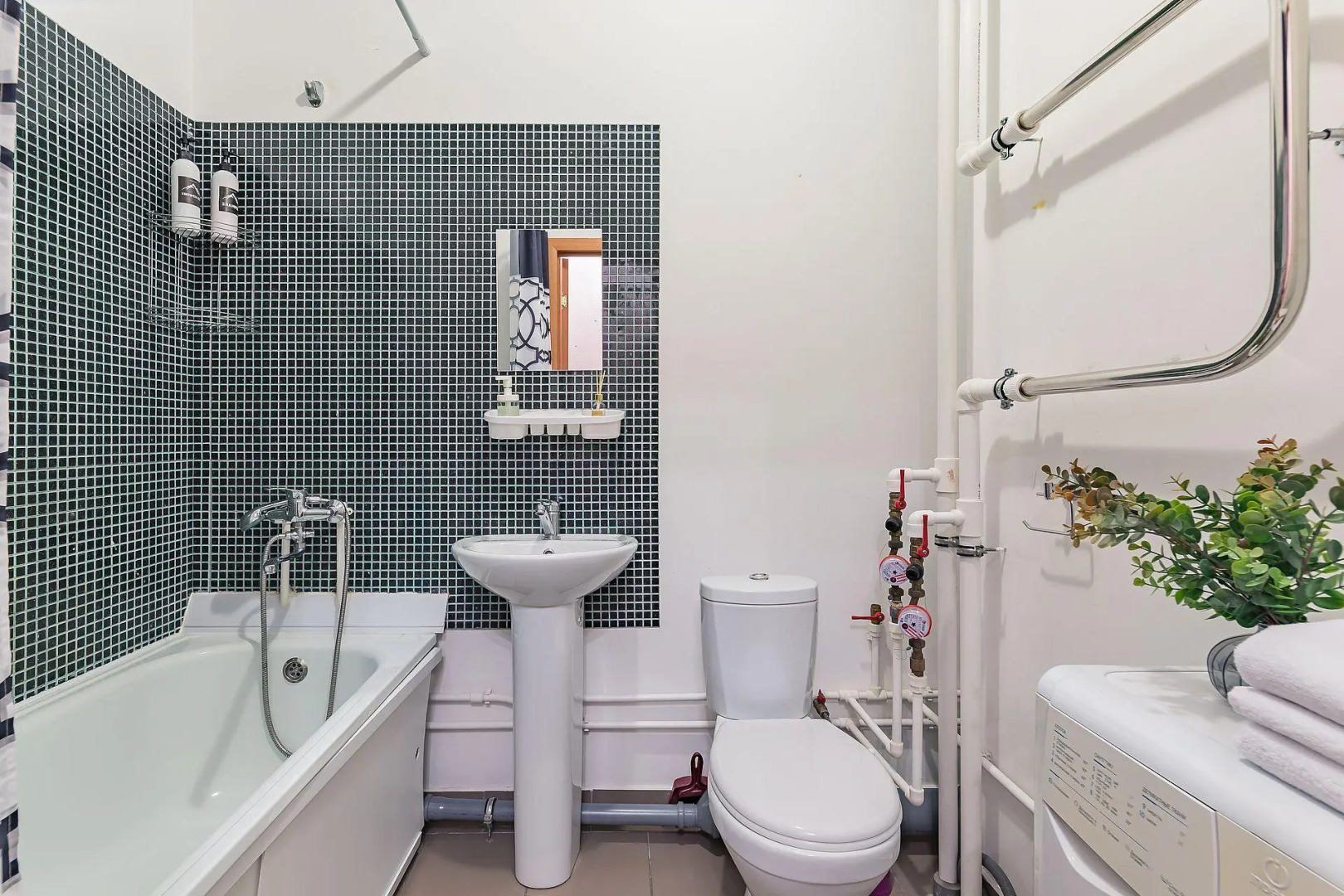 Стрелка на улице Бурнаковская 93