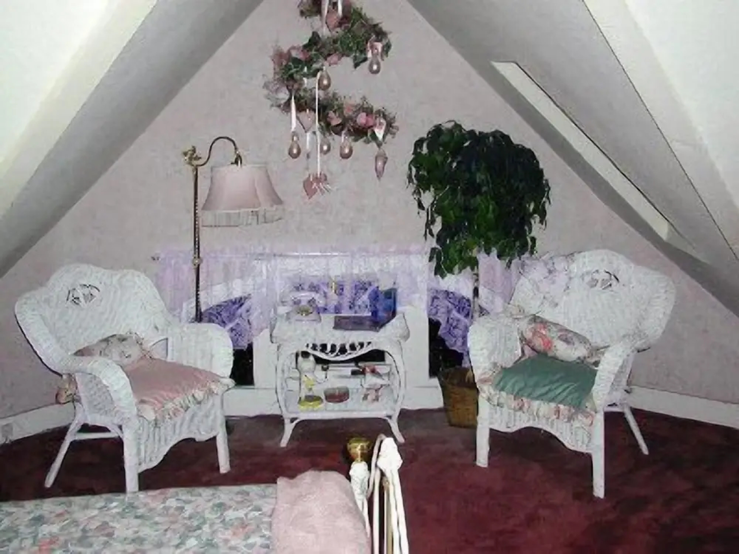 Robins Nest Bed & Breakfast