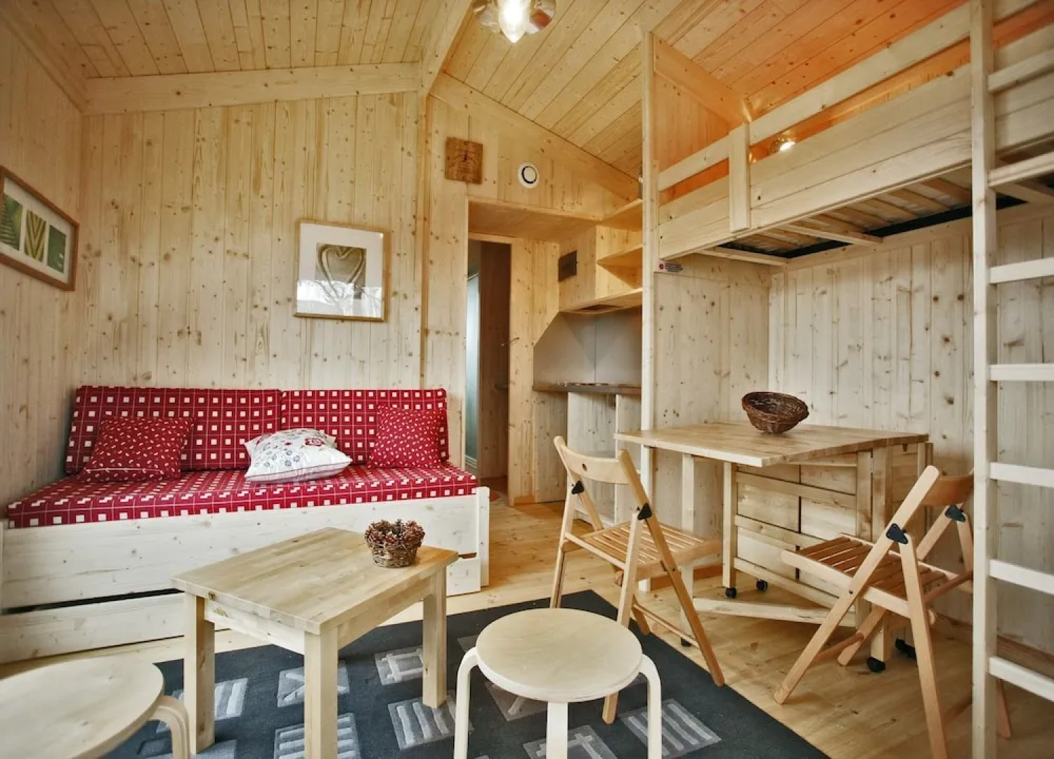 Albirondack Park Camping Lodge and Spa