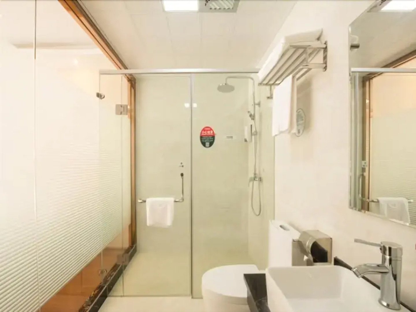 Greentree Guangxi Guilin Yangshuoxi Street Express