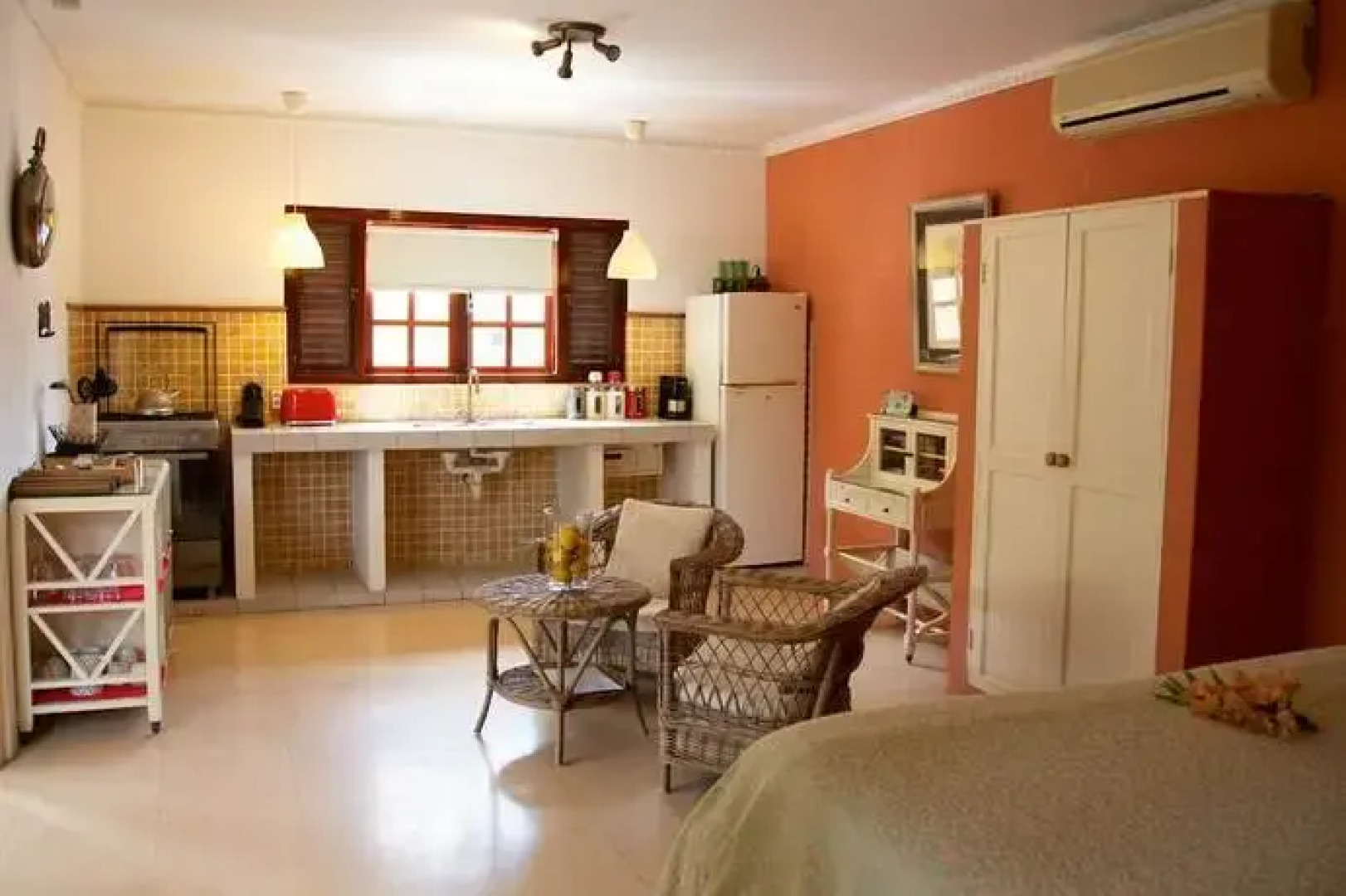 Sun Reef Village on Sea