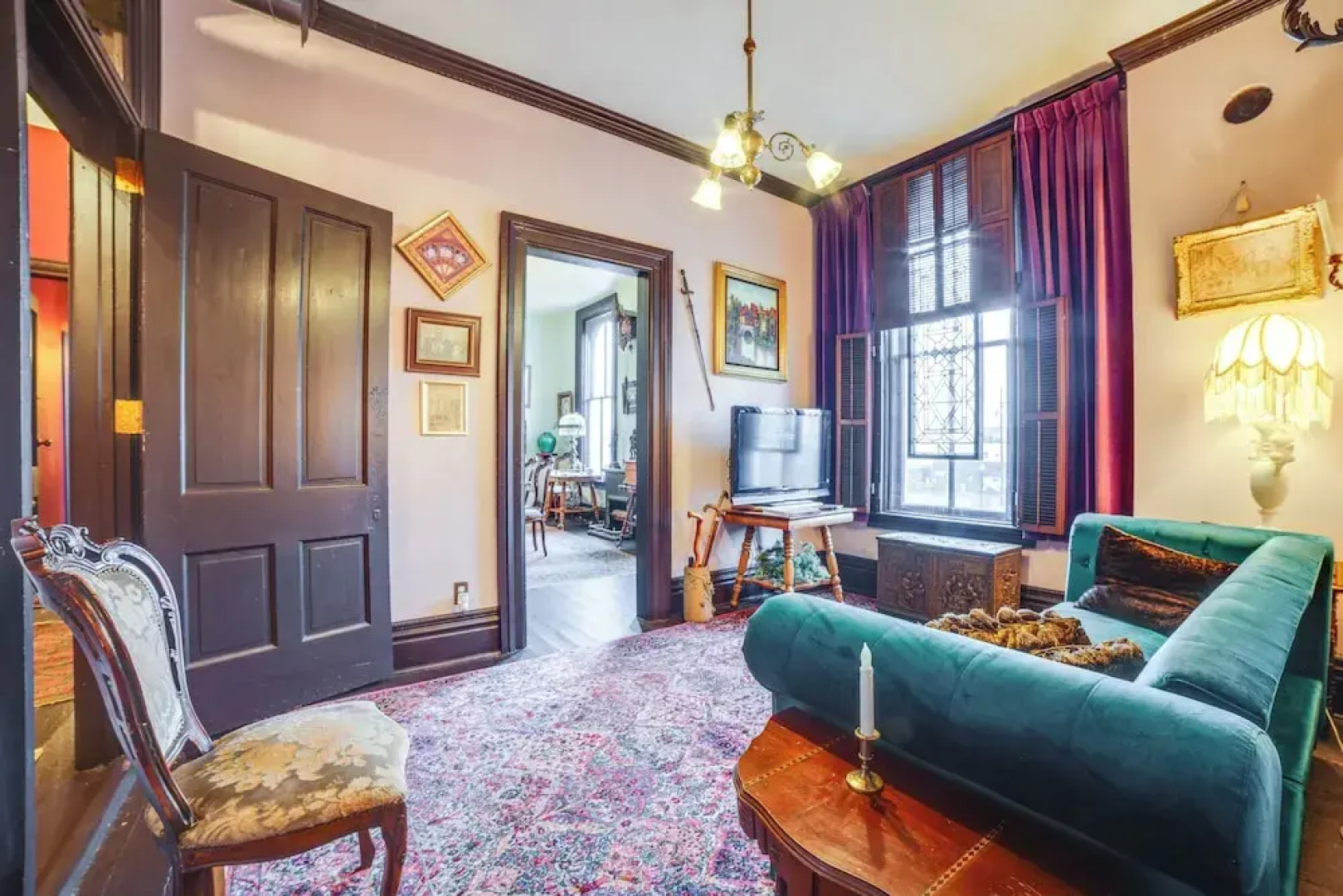 Vintage Apartment in Historic Downtown La Porte!