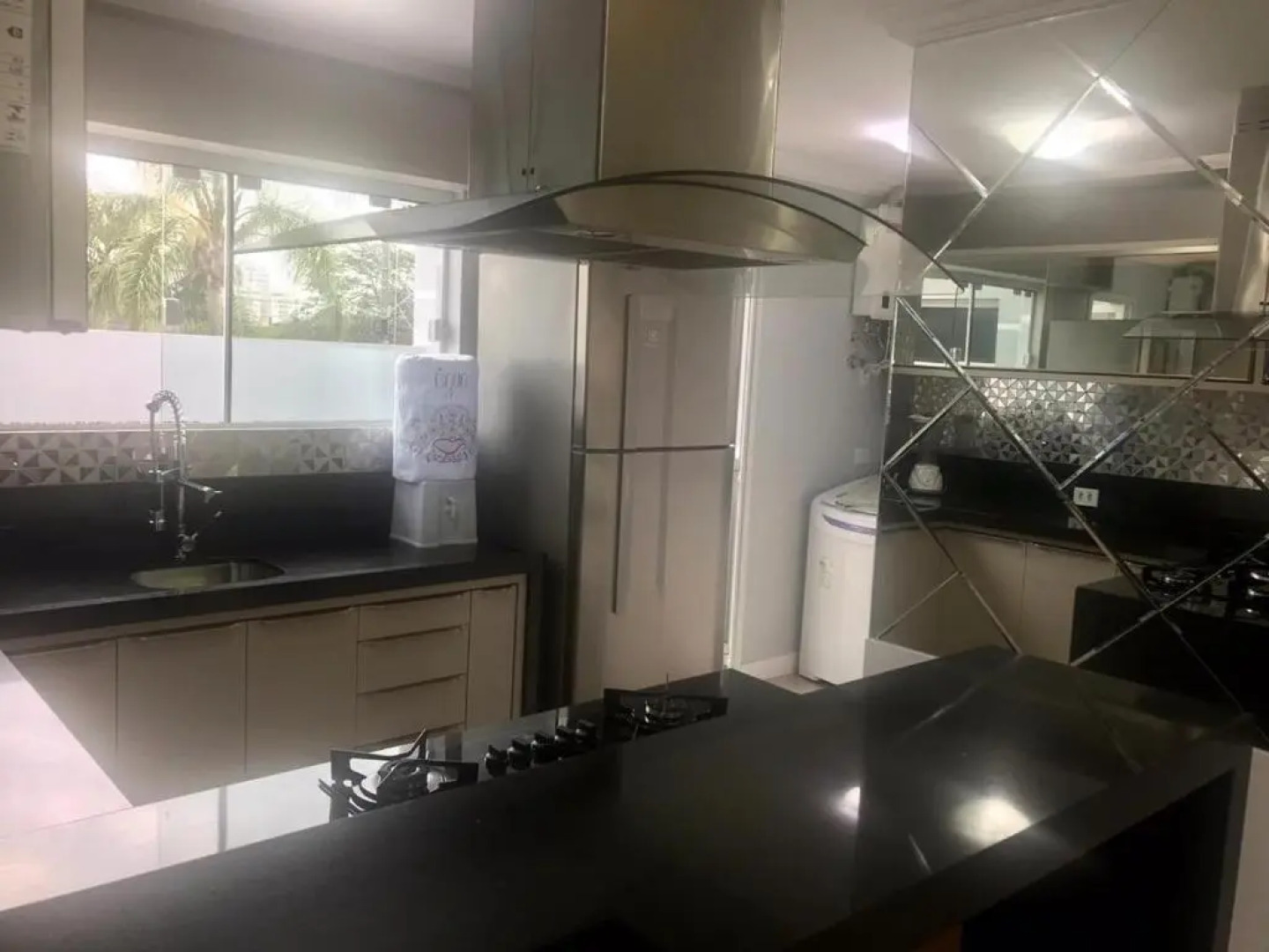 Apto. 03 Quartos à 500m da Praia