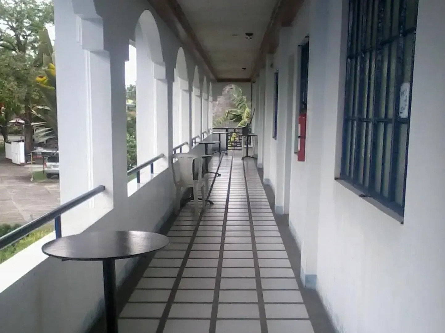 Suburbia Garden Hotel