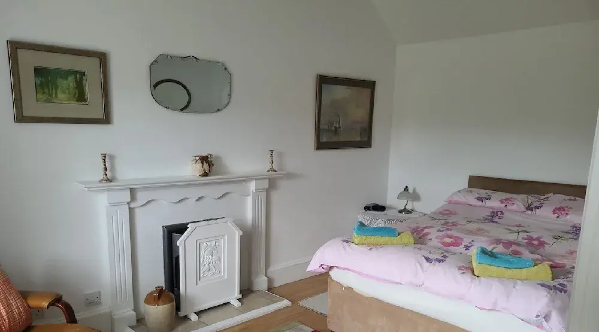 Quaint and Quirky Coastal Cottage Islay