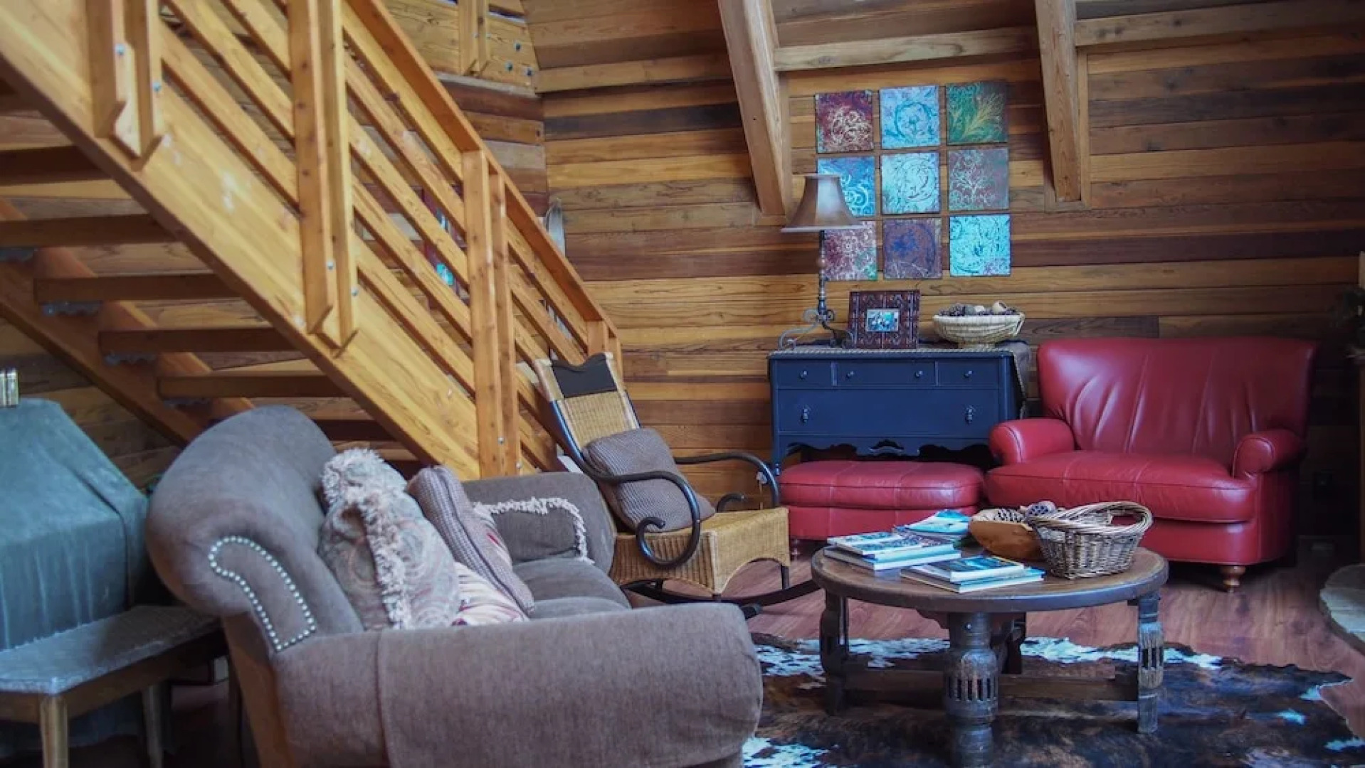 White Pines 4-BD Cabin in the Woods -- Easy Access in Summit Park