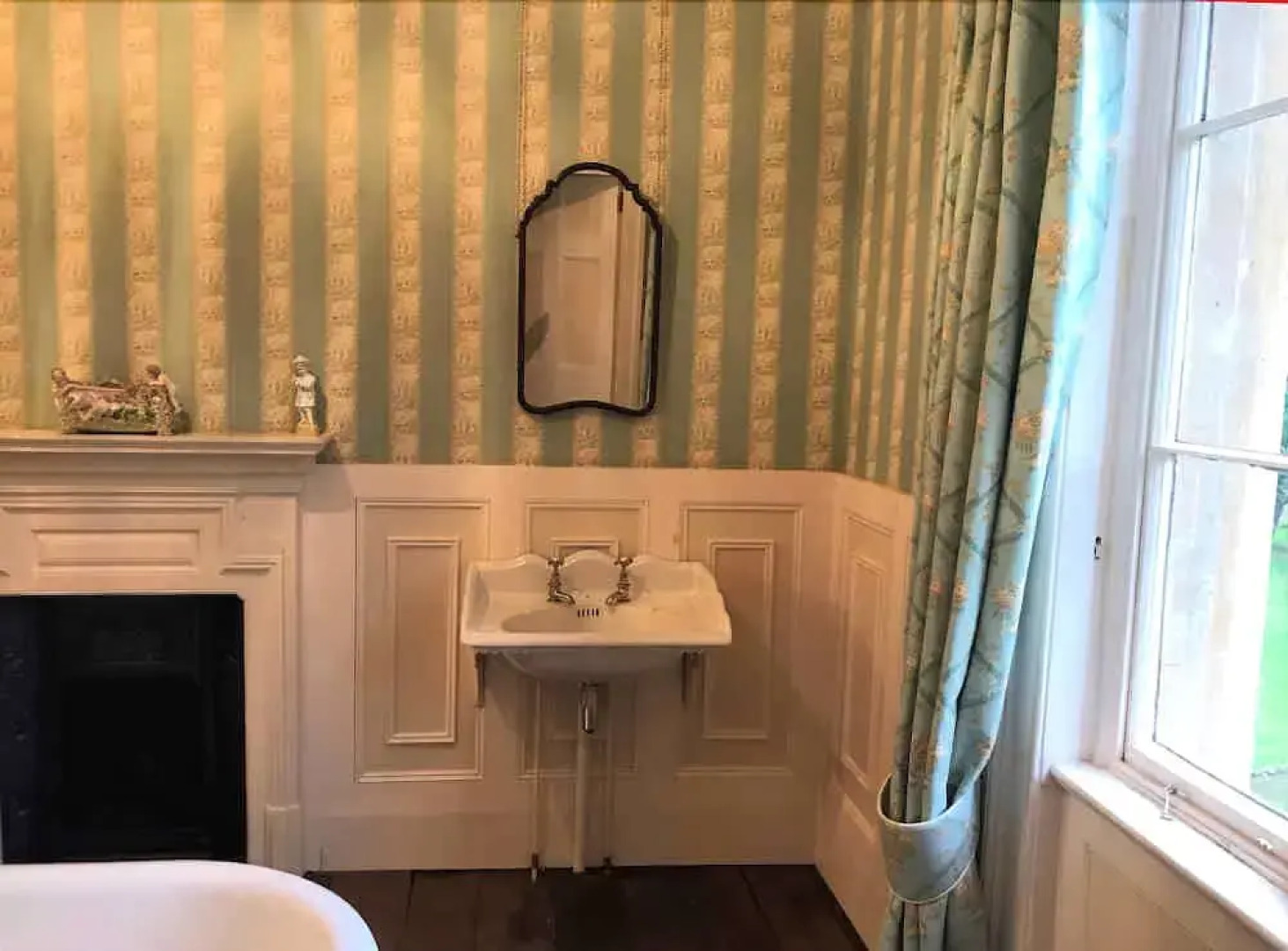 Llangattock Park House