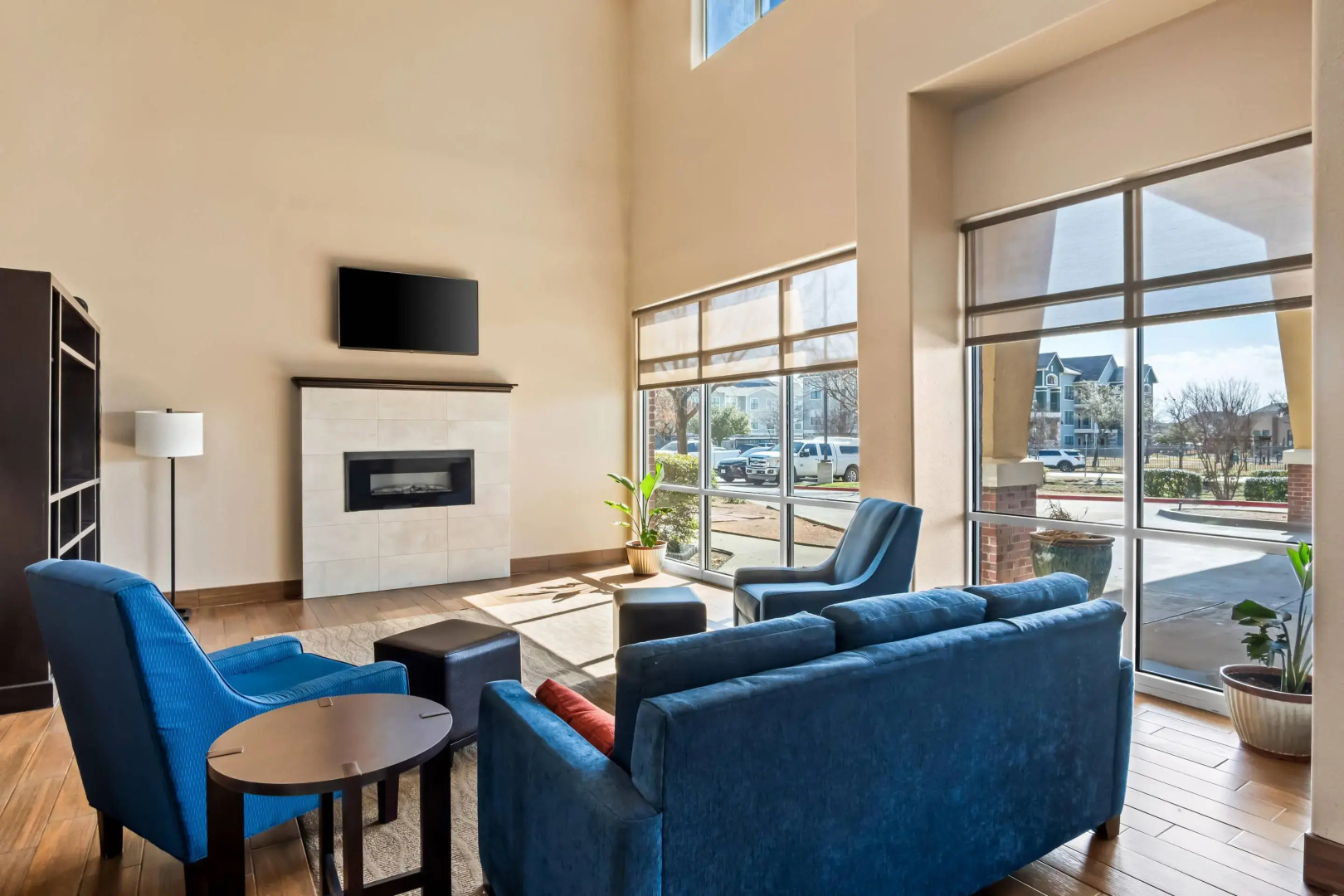 Comfort Suites Waxahachie - Dallas