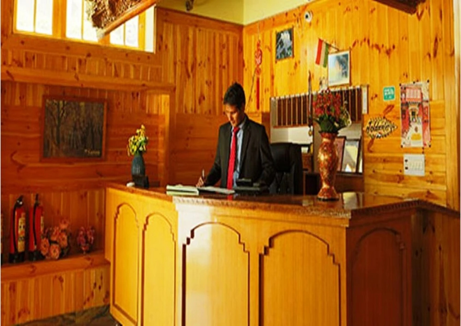 TIH Royal Heritage Resort