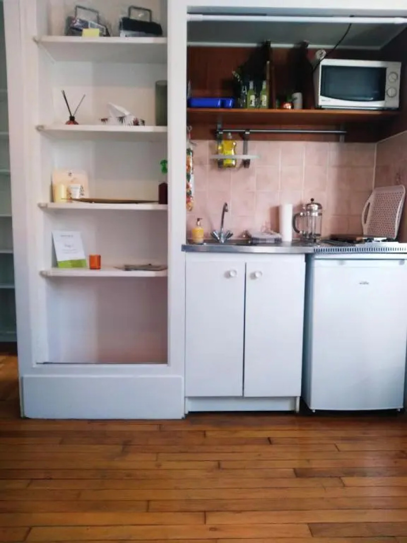 Joli studio chaleureux, à louer entièrement