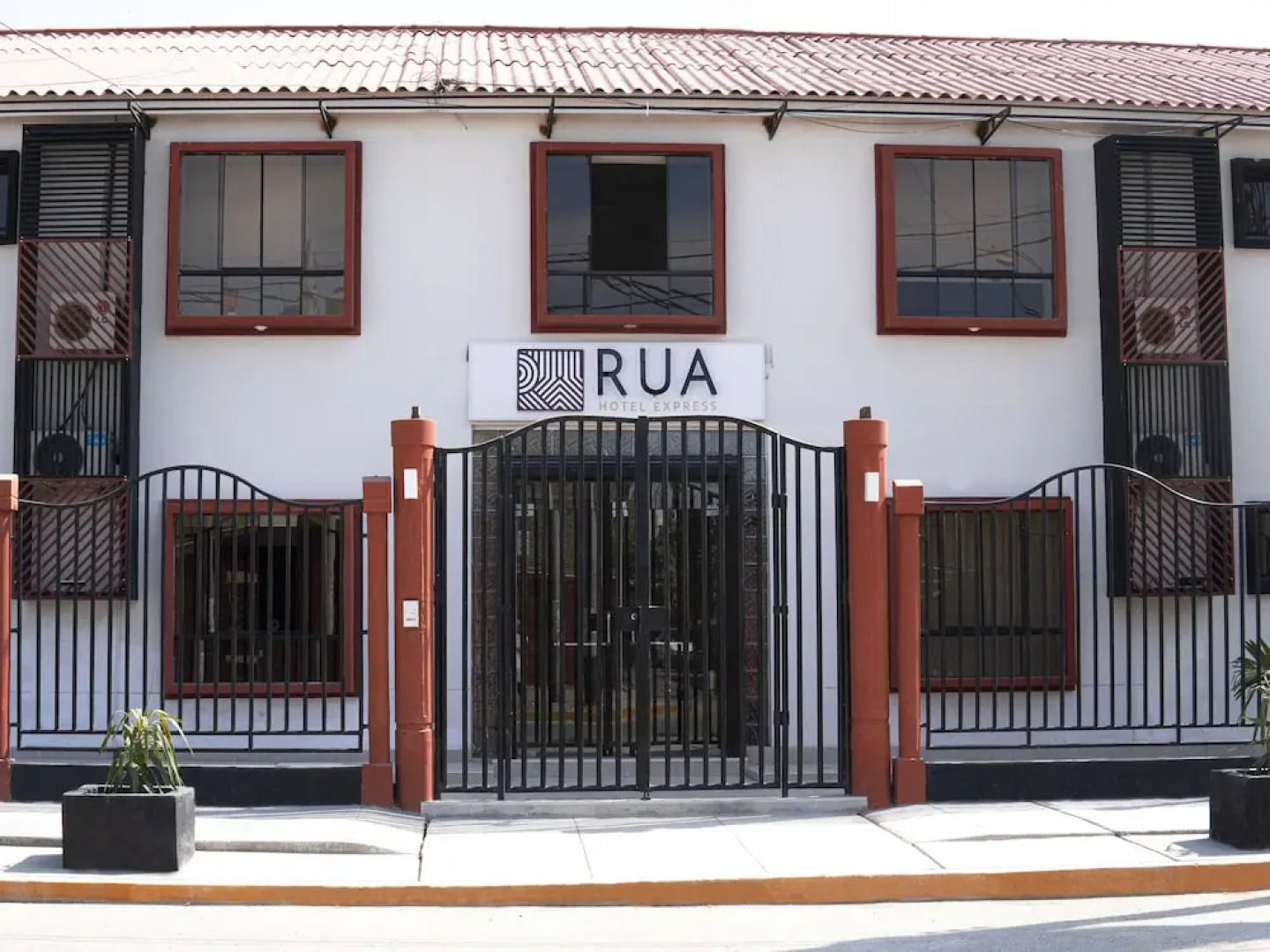 Rua Hoteles - Talara