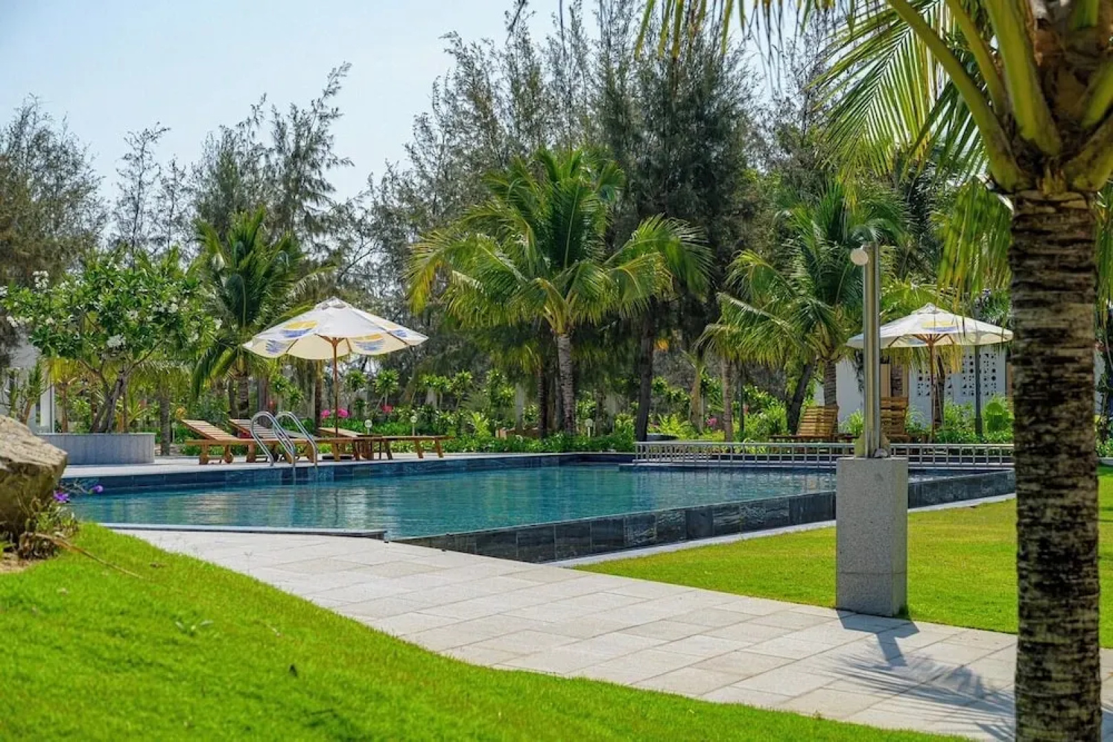 Kigi Beach Resort