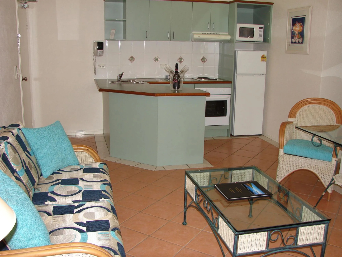 Palm Cove Tropic Apartments