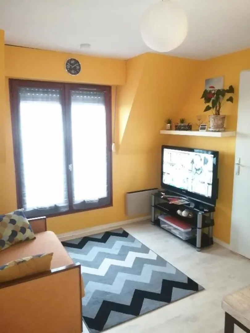 Appartement à 50 m de la plage avec WIFI et Netflix