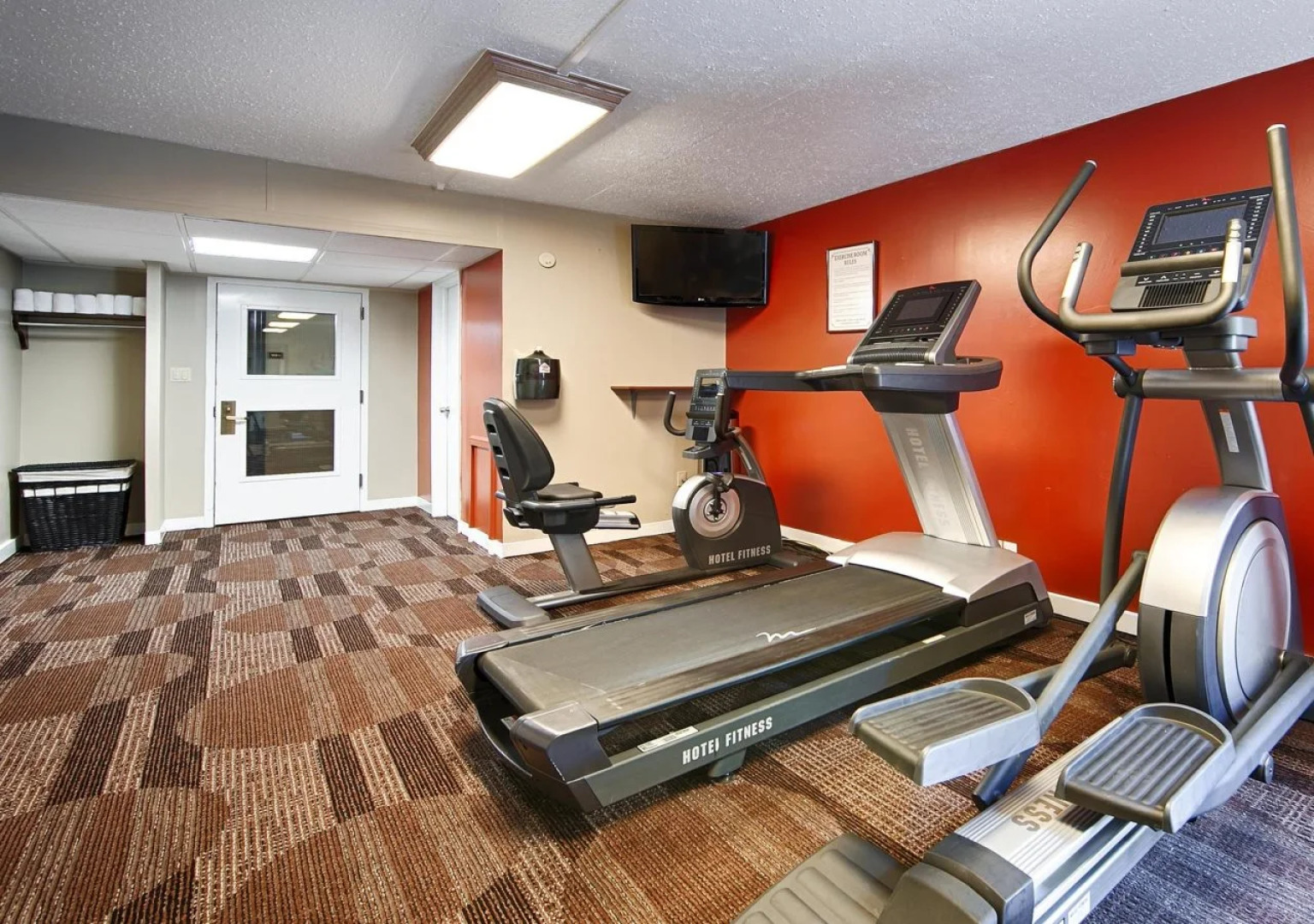 SureStay Plus Hotel by Best Western Lehigh Valley