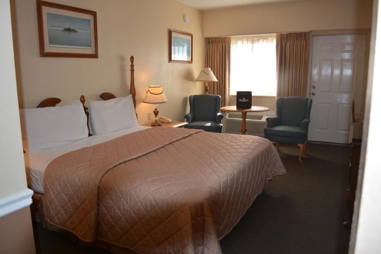 Riveredge Resort