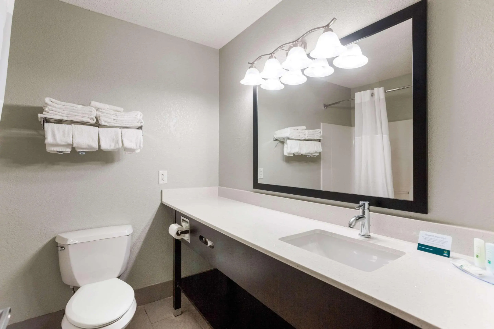 Quality Inn & Suites Ferdinand