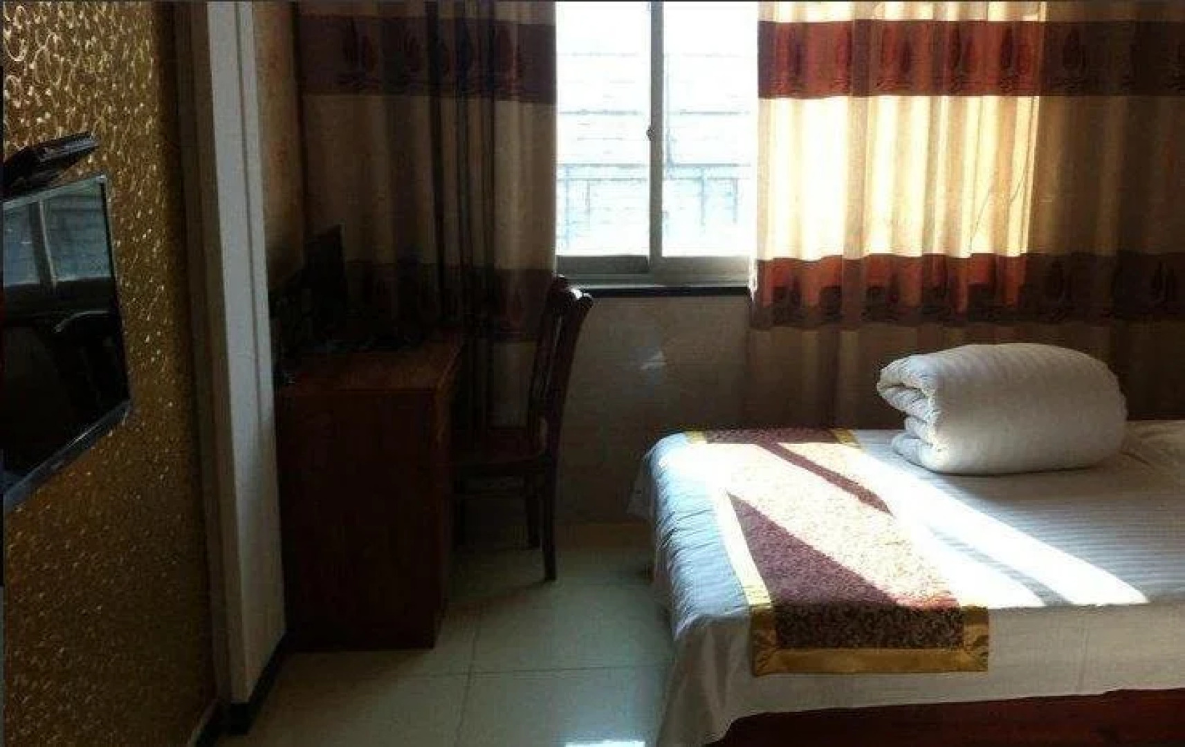 Shuntai Business Inn