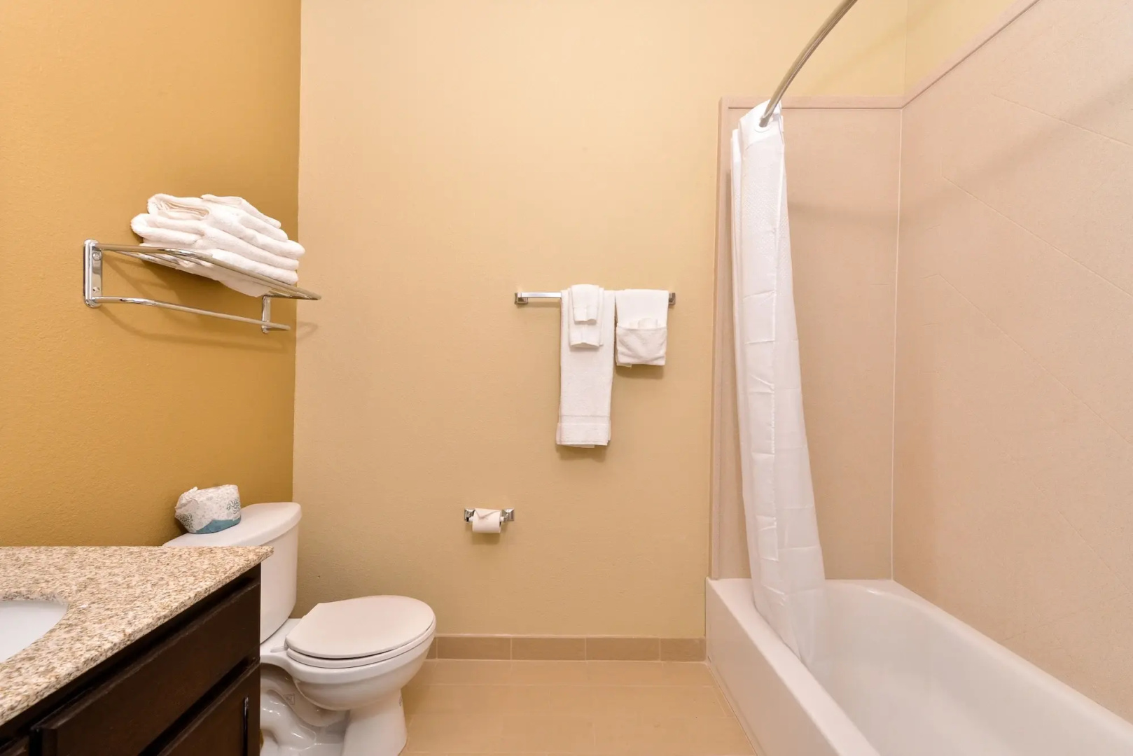 MainStay Suites Meridian - Bonita Lakes