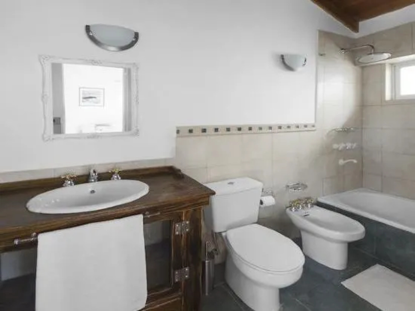 La Petite Maison Punta Chica