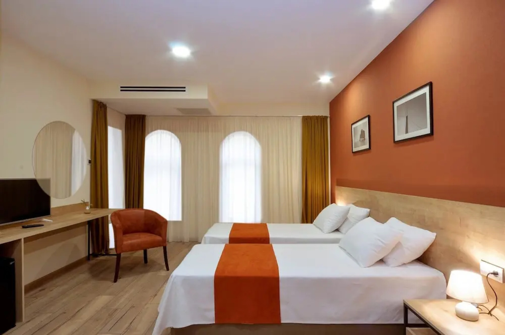 Отел Babaneuris Marani