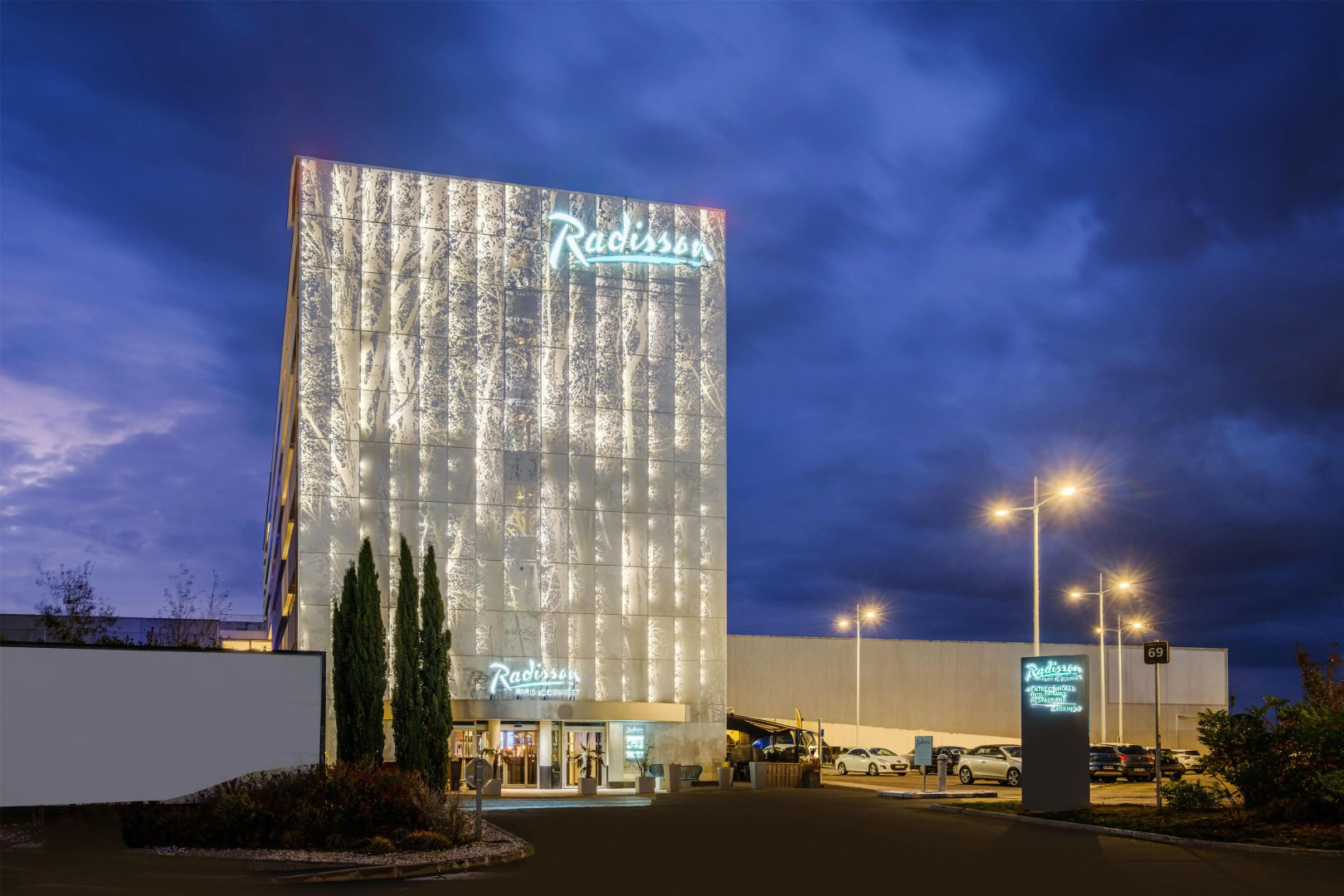 Hotel Campanile Le Bourget
