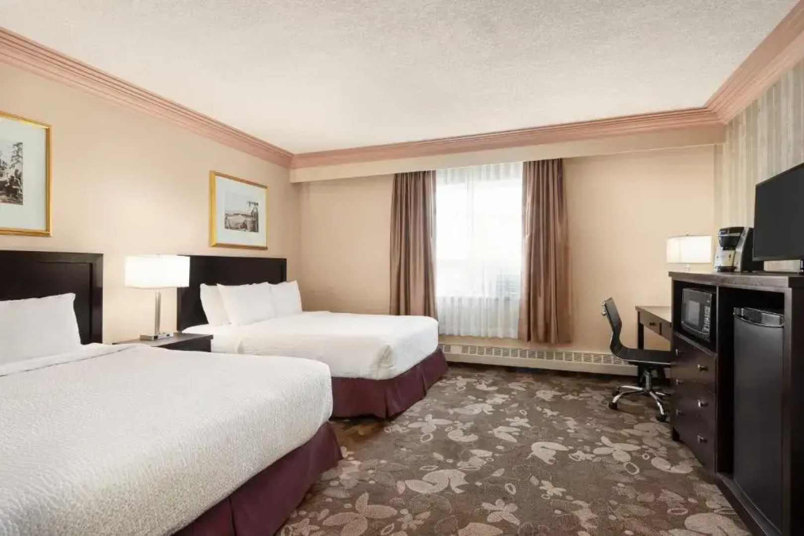 Days Inn & Suites Yellowknife