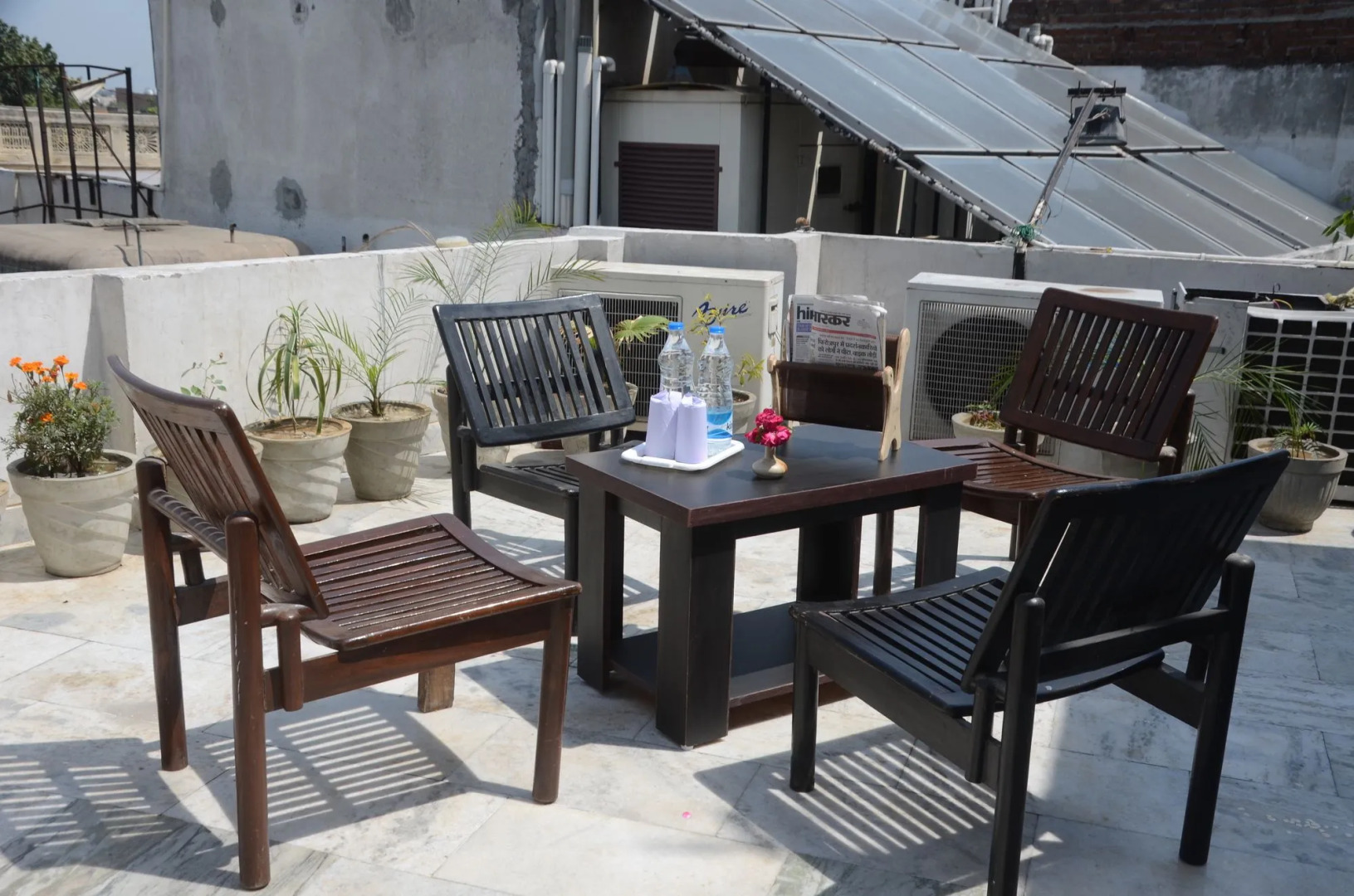 Gurjeet Hotel By Naavagat