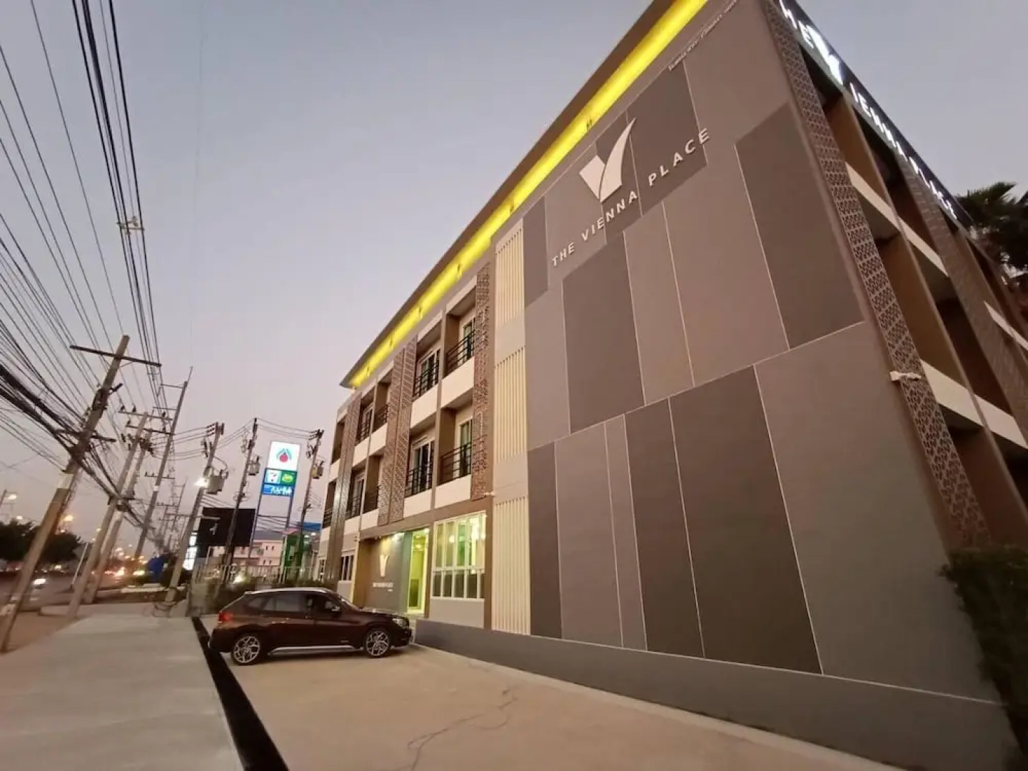 The Vienna Place Hotel